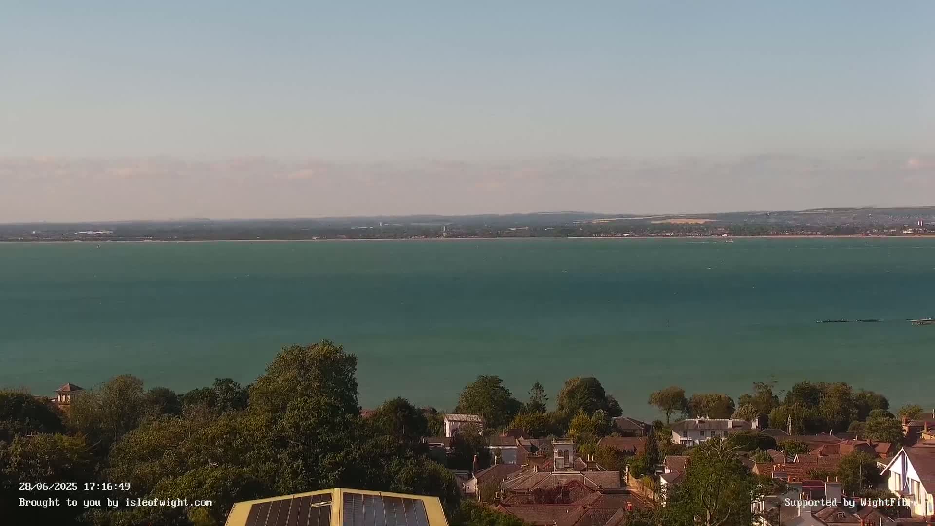 Portsmouth & Ryde City & The Solent Panaromic PTZ Live Cam - Ryde, Isle of Wight, South East, England, United Kingdom