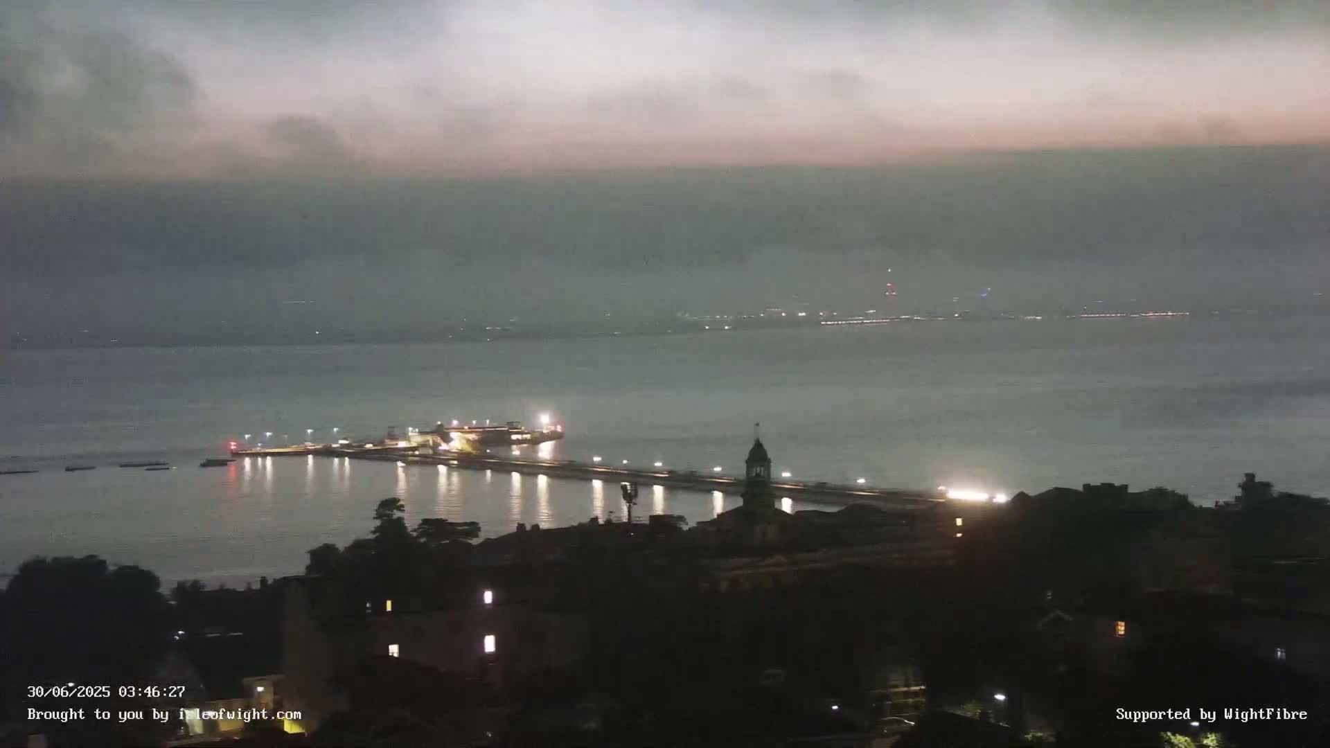 Portsmouth & Ryde City & The Solent Panaromic PTZ Live Cam - Ryde, Isle of Wight, South East, England, United Kingdom