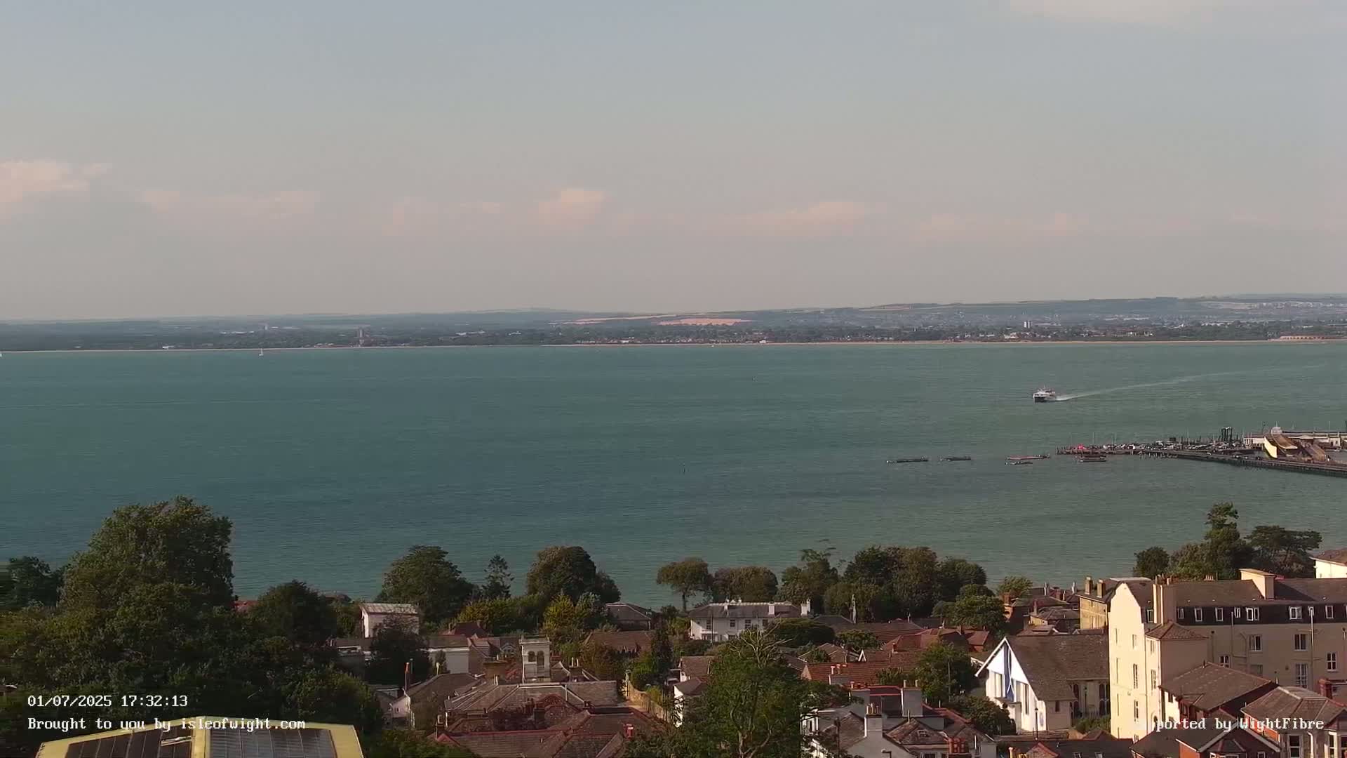 Portsmouth & Ryde City & The Solent Panaromic PTZ Live Cam - Ryde, Isle of Wight, South East, England, United Kingdom