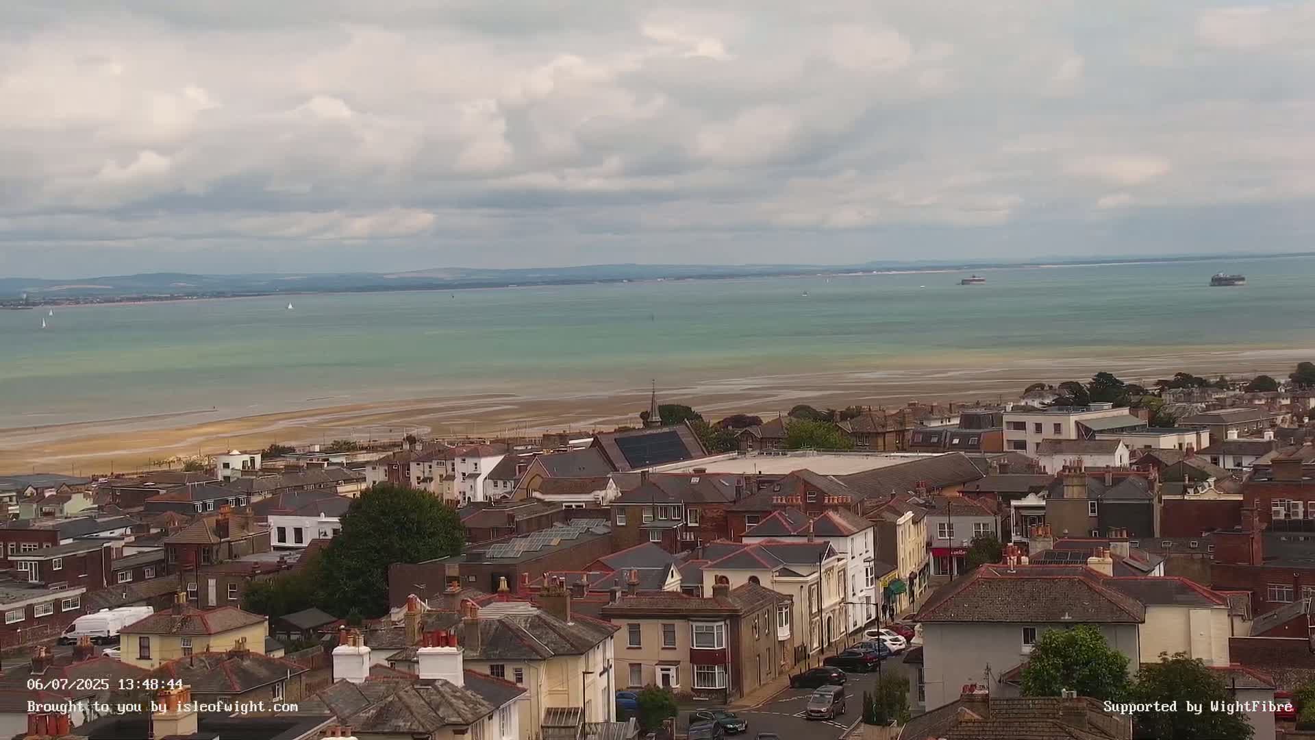 Portsmouth & Ryde City & The Solent Panaromic PTZ Live Cam - Ryde, Isle of Wight, South East, England, United Kingdom