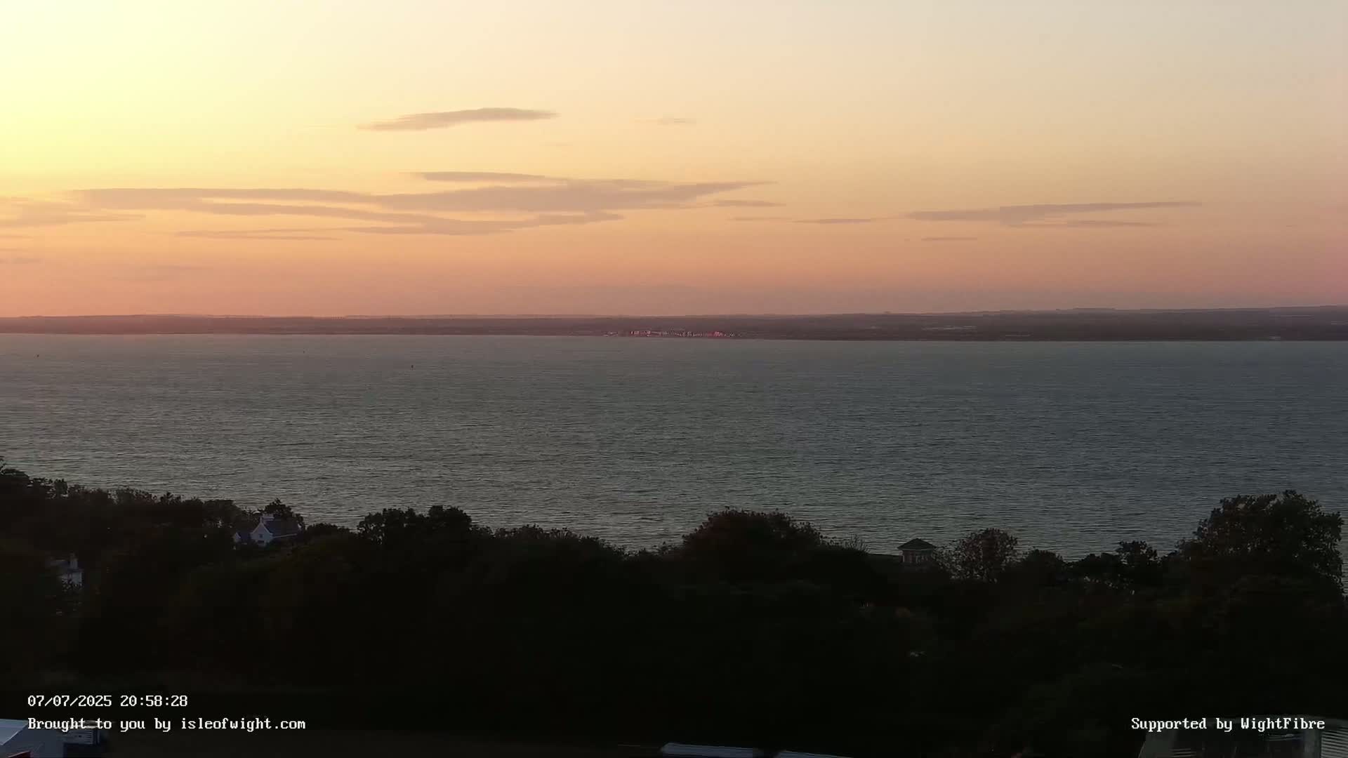 Portsmouth & Ryde City & The Solent Panaromic PTZ Live Cam - Ryde, Isle of Wight, South East, England, United Kingdom
