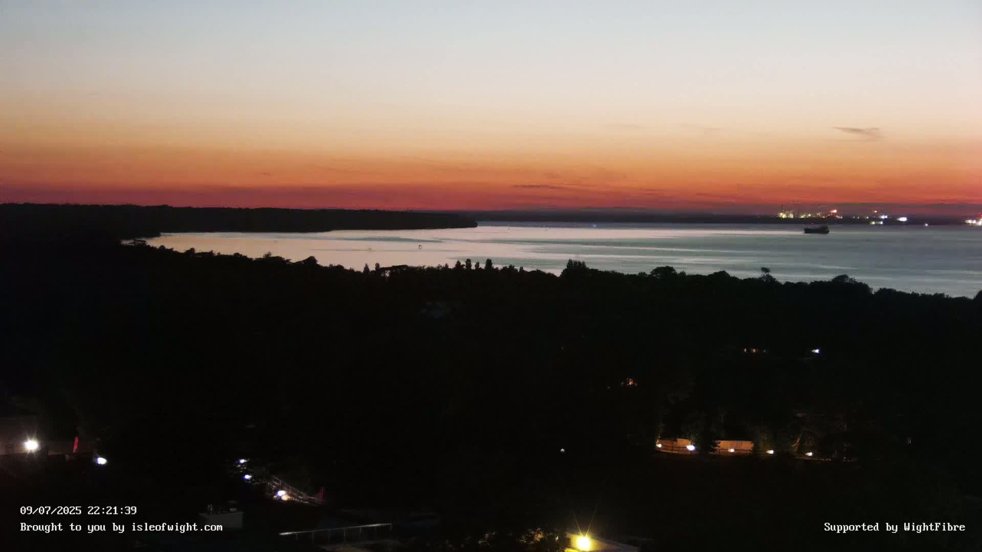 Portsmouth & Ryde City & The Solent Panaromic PTZ Live Cam - Ryde, Isle of Wight, South East, England, United Kingdom