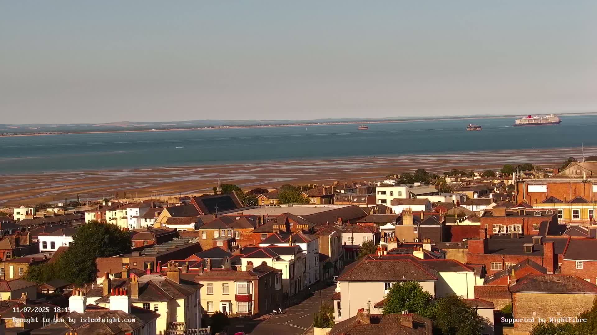 Portsmouth & Ryde City & The Solent Panaromic PTZ Live Cam - Ryde, Isle of Wight, South East, England, United Kingdom