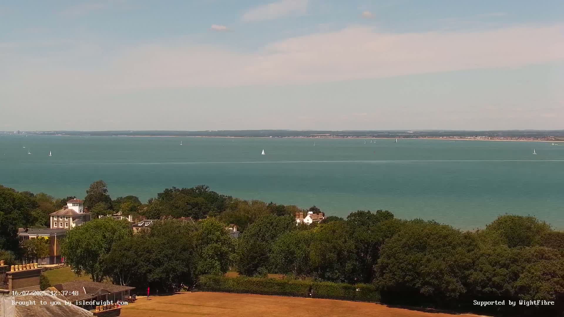 Portsmouth & Ryde City & The Solent Panaromic PTZ Live Cam - Ryde, Isle of Wight, South East, England, United Kingdom