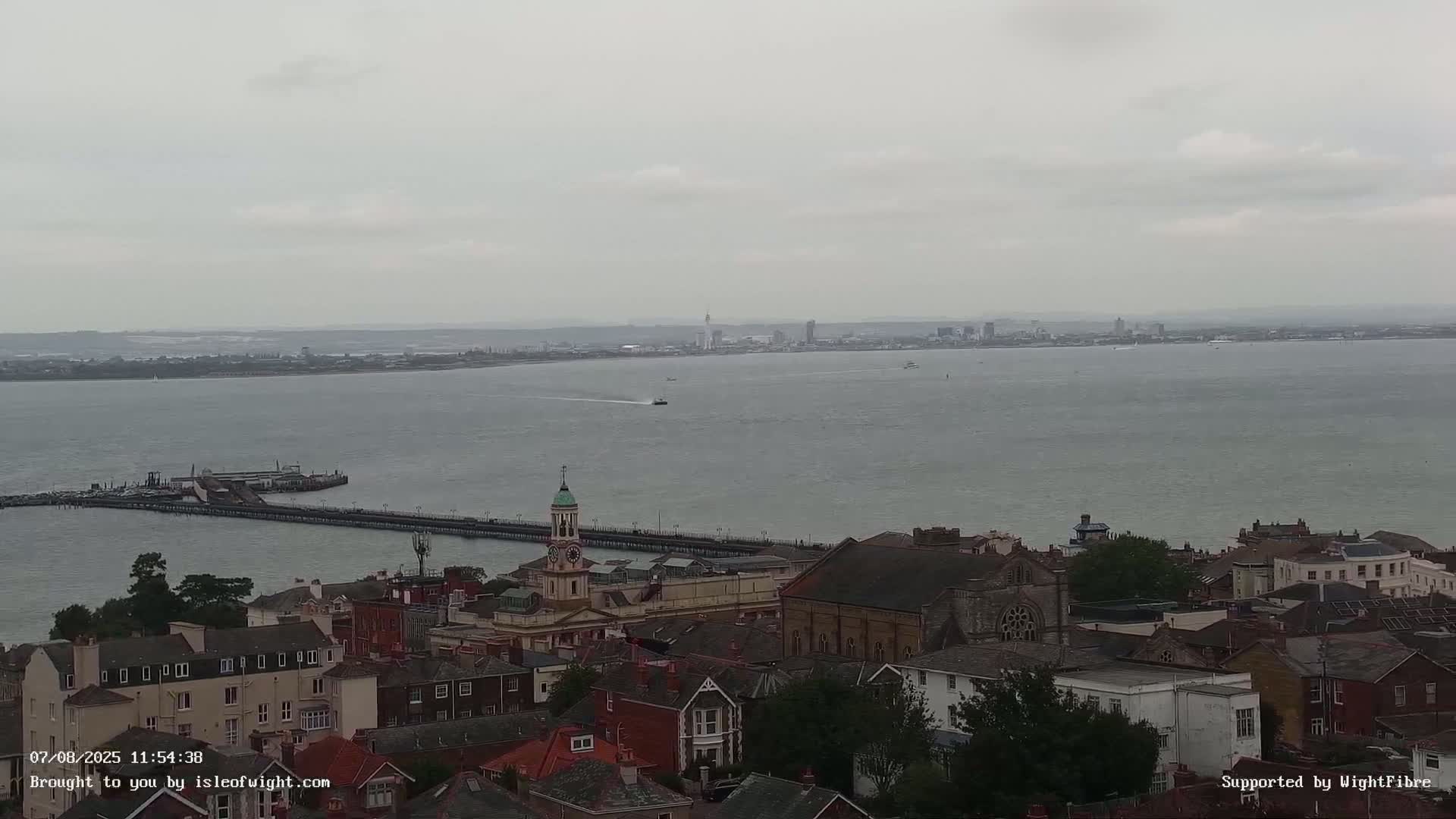 Portsmouth & Ryde City & The Solent Panaromic PTZ Live Cam - Ryde, Isle of Wight, South East, England, United Kingdom