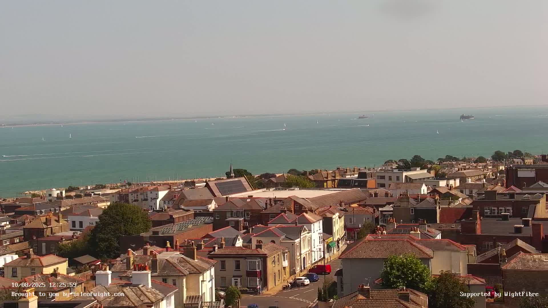 Portsmouth & Ryde City & The Solent Panaromic PTZ Live Cam - Ryde, Isle of Wight, South East, England, United Kingdom
