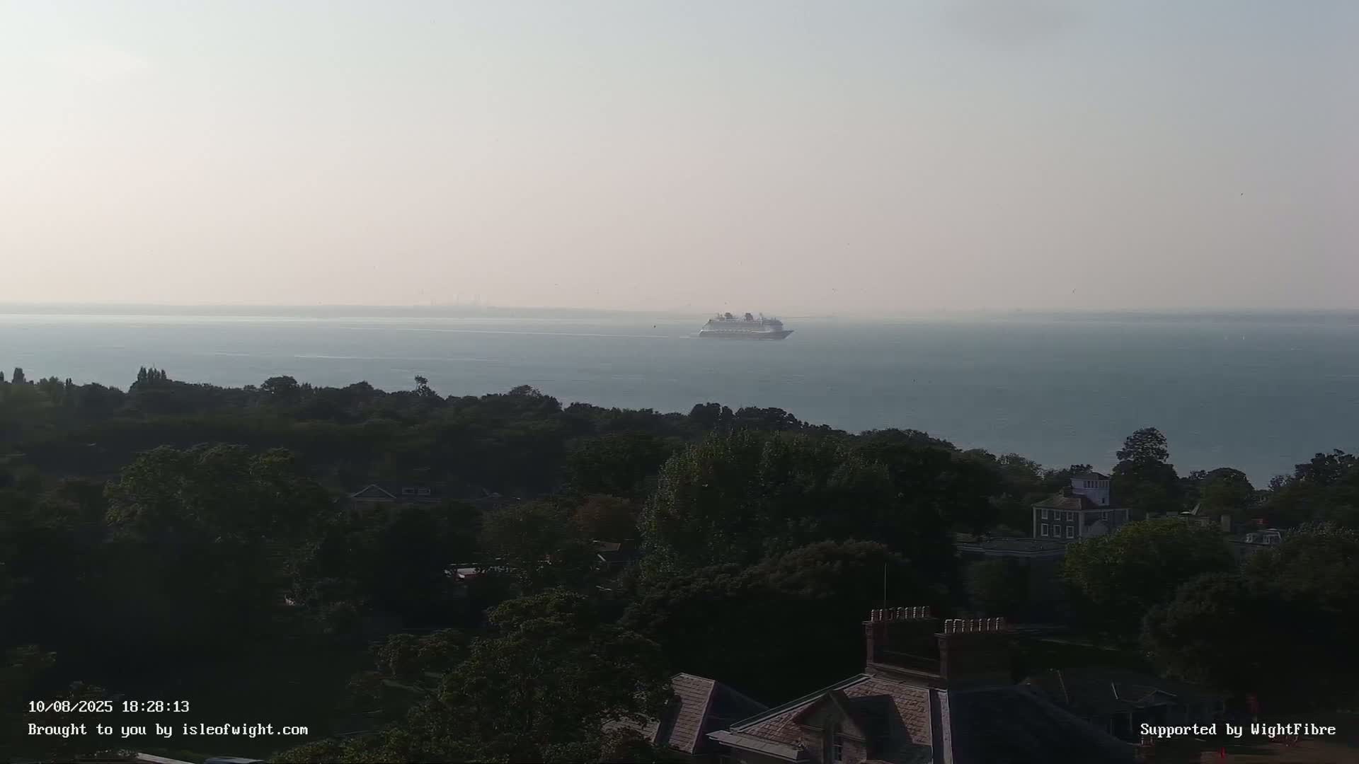 Portsmouth & Ryde City & The Solent Panaromic PTZ Live Cam - Ryde, Isle of Wight, South East, England, United Kingdom