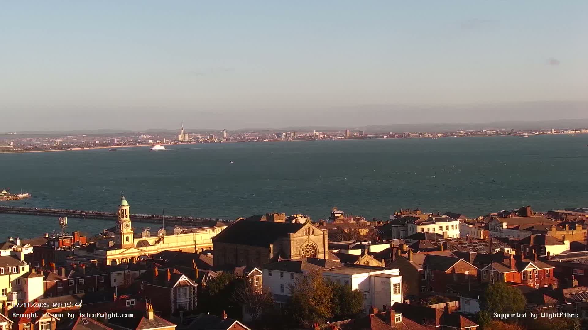Portsmouth & Ryde City & The Solent Panaromic PTZ Live Cam - Ryde, Isle of Wight, South East, England, United Kingdom