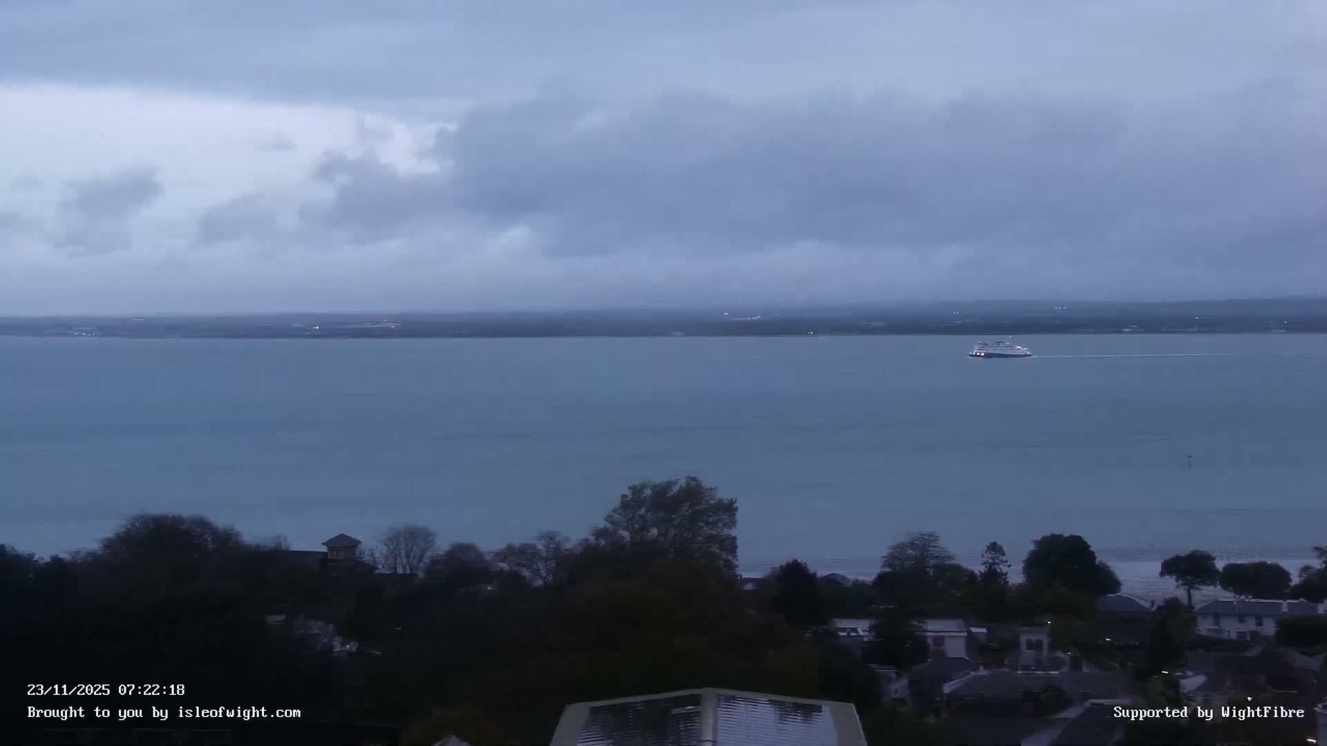 Portsmouth & Ryde City & The Solent Panaromic PTZ Live Cam - Ryde, Isle of Wight, South East, England, United Kingdom