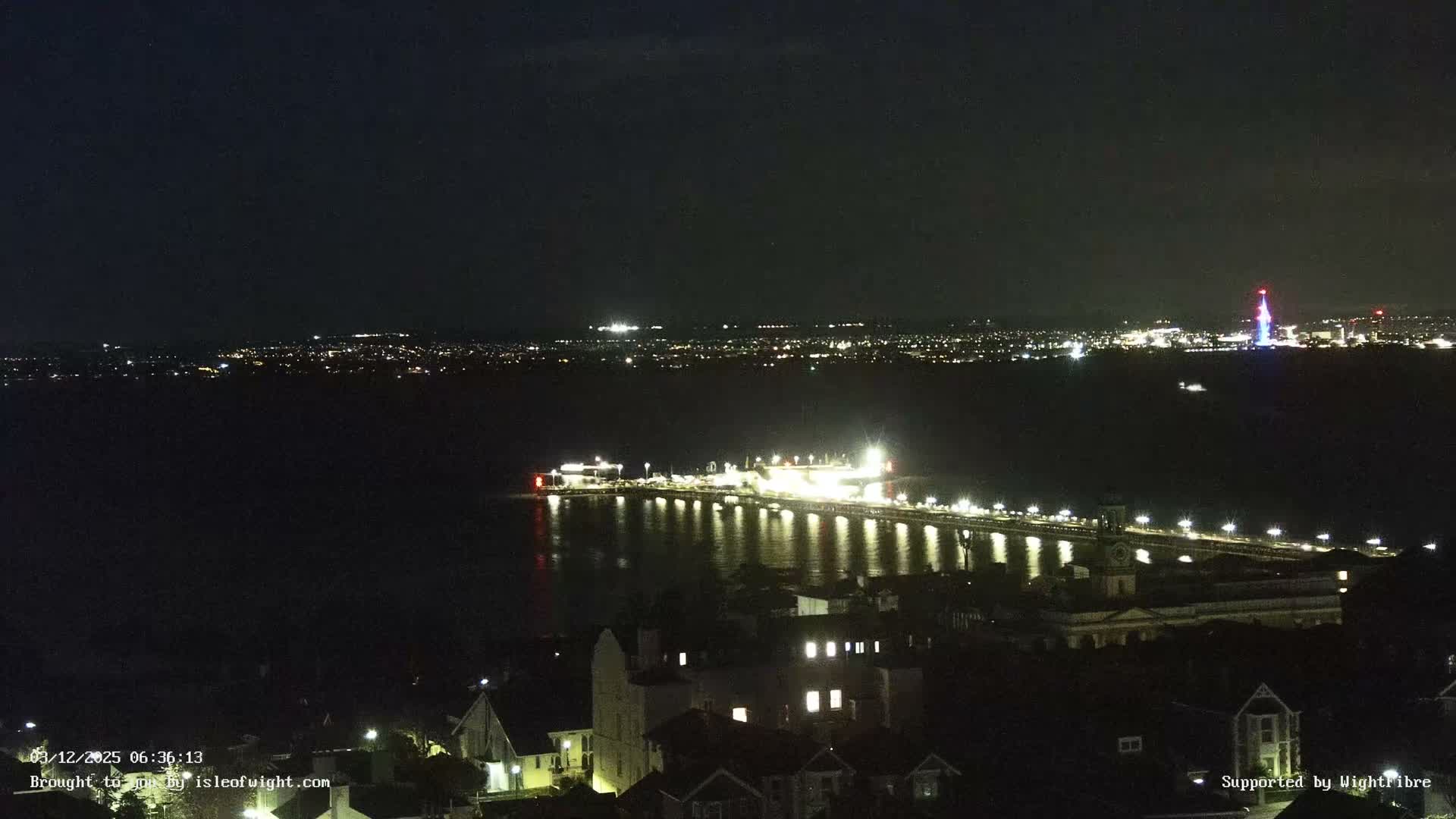 Portsmouth & Ryde City & The Solent Panaromic PTZ Live Cam - Ryde, Isle of Wight, South East, England, United Kingdom