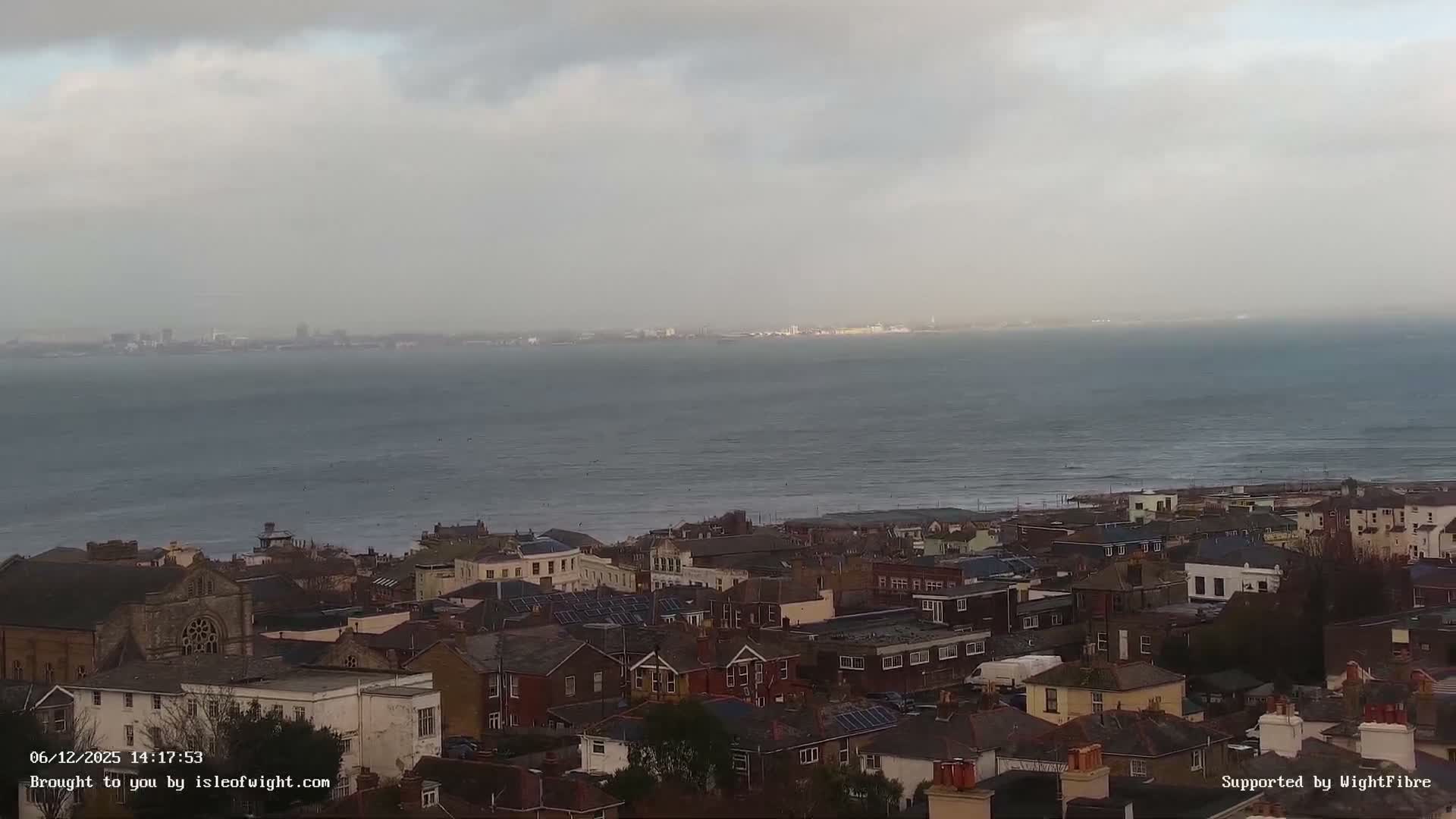 Portsmouth & Ryde City & The Solent Panaromic PTZ Live Cam - Ryde, Isle of Wight, South East, England, United Kingdom