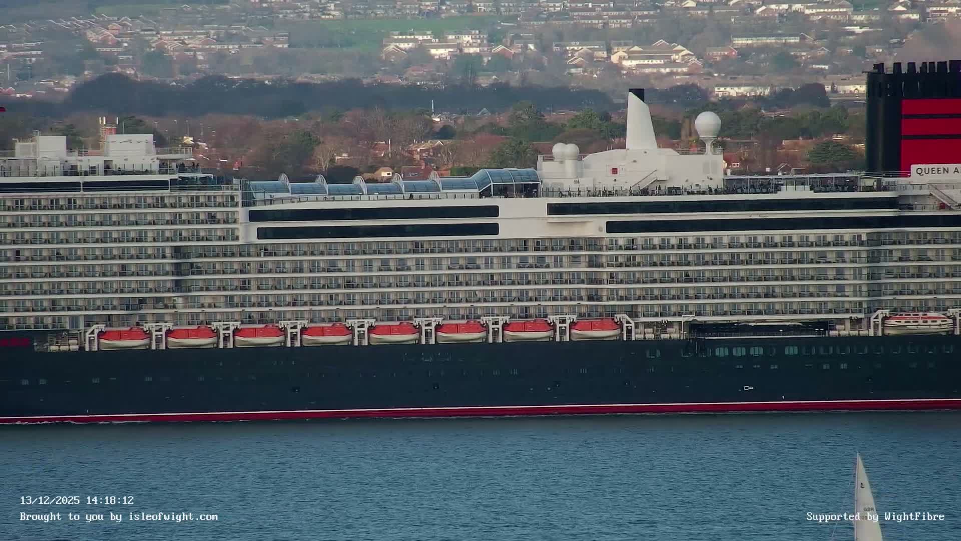 Portsmouth & Ryde City & The Solent Panaromic PTZ Live Cam - Ryde, Isle of Wight, South East, England, United Kingdom