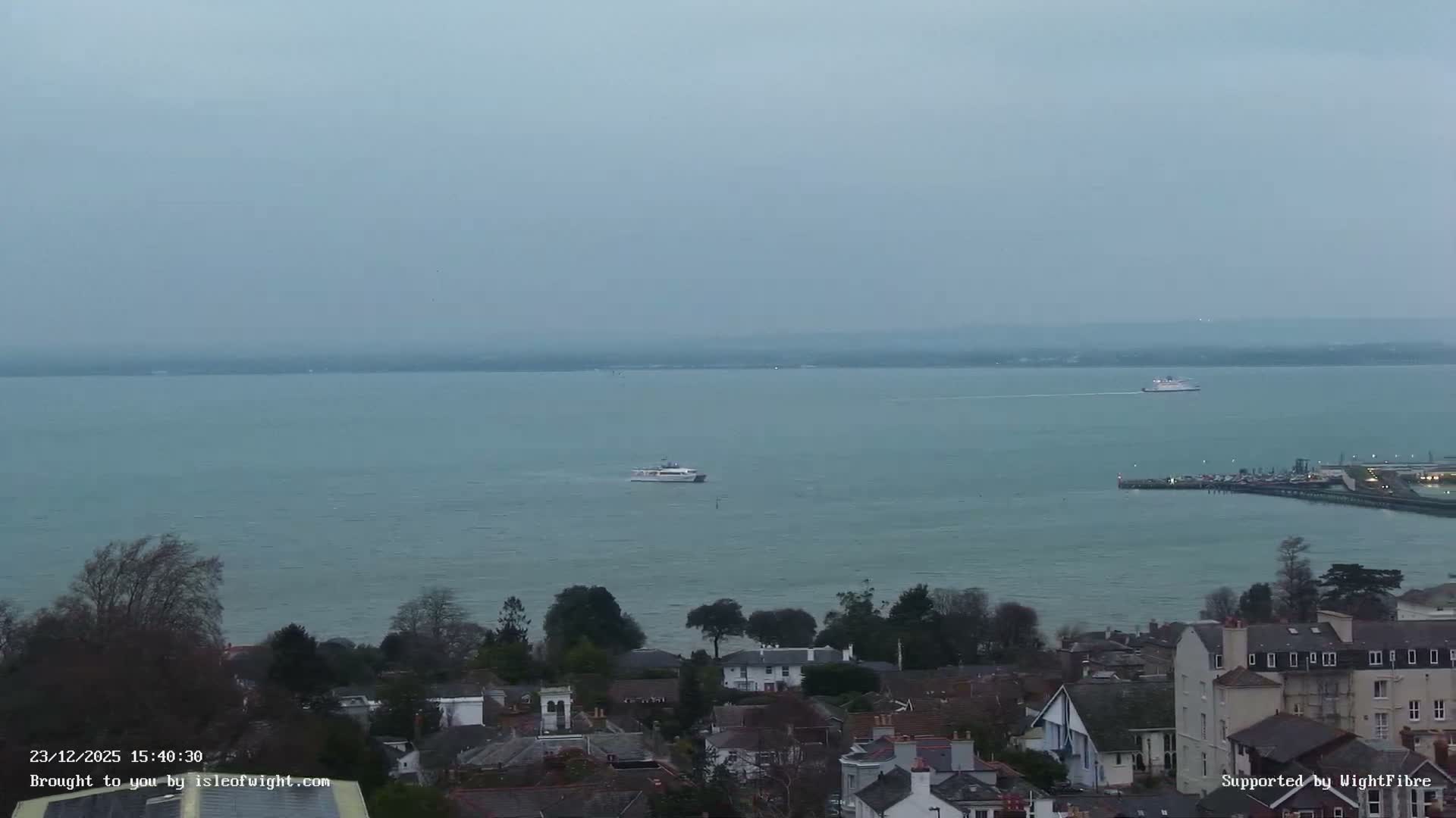 Portsmouth & Ryde City & The Solent Panaromic PTZ Live Cam - Ryde, Isle of Wight, South East, England, United Kingdom