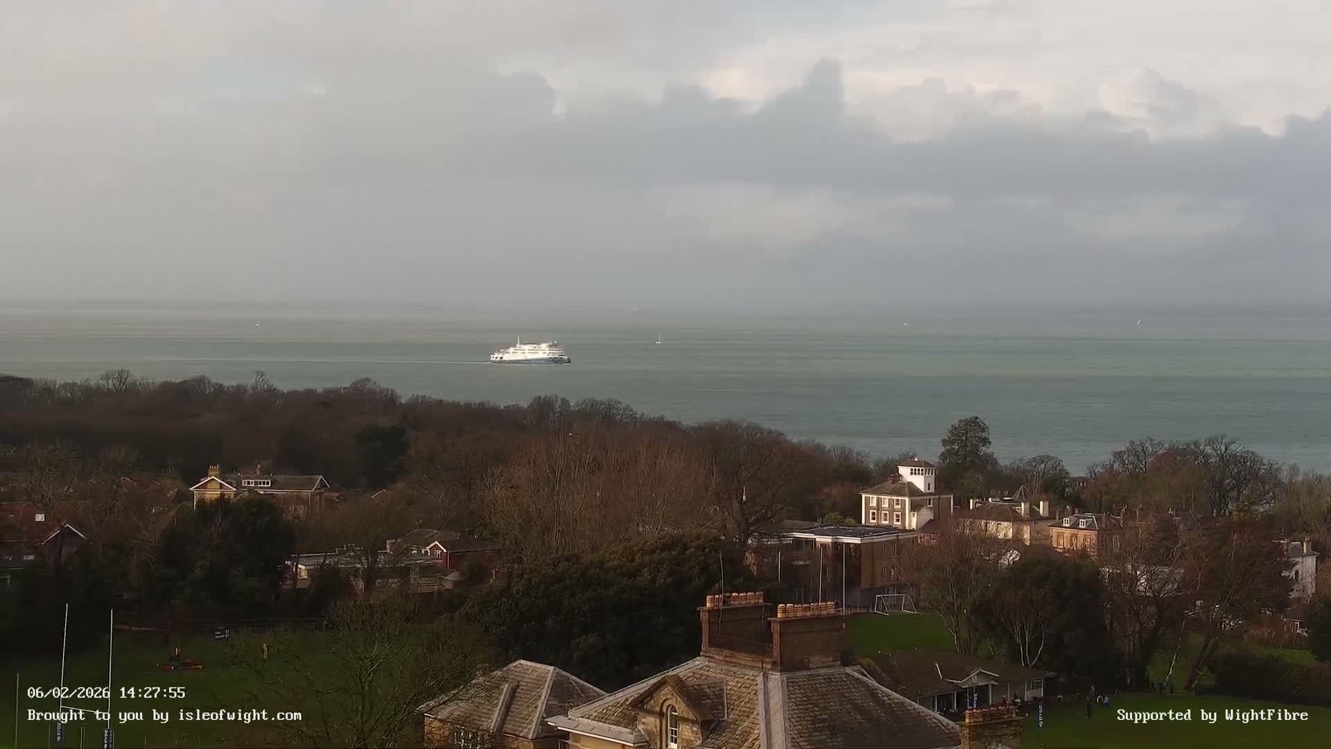 Portsmouth & Ryde City & The Solent Panaromic PTZ Live Cam - Ryde, Isle of Wight, South East, England, United Kingdom