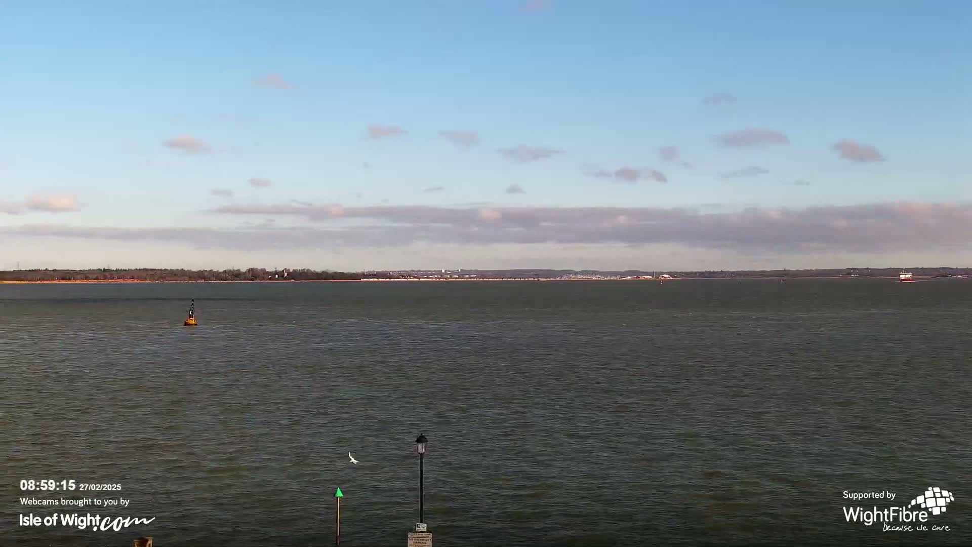 Cowes Port, Cruise/ Ferry Ship Shipspotting in The Solent & Southampton Coast Panaromic PTZ Live Cam - Cowes , Isle of Wight, South East, England, United Kingdom