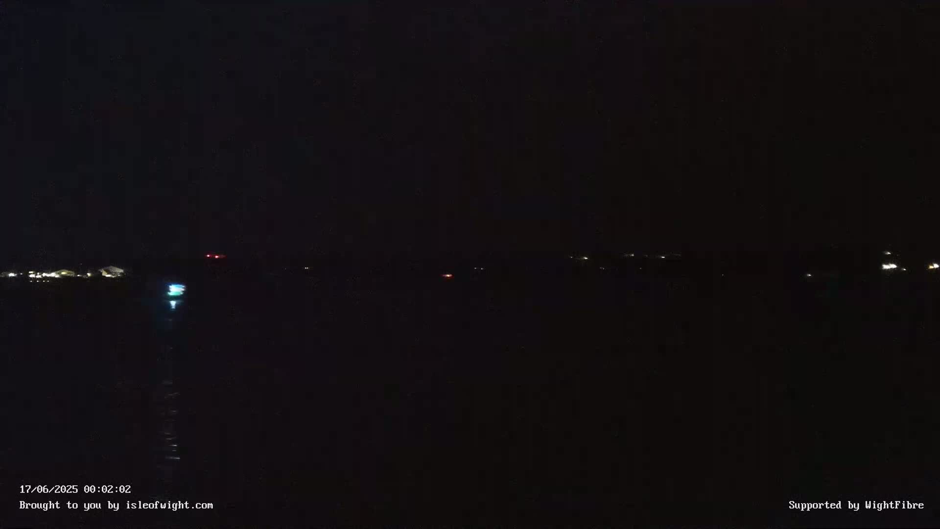 Cowes Port, Cruise/ Ferry Ship Shipspotting in The Solent & Southampton Coast Panaromic PTZ Live Cam - Cowes , Isle of Wight, South East, England, United Kingdom