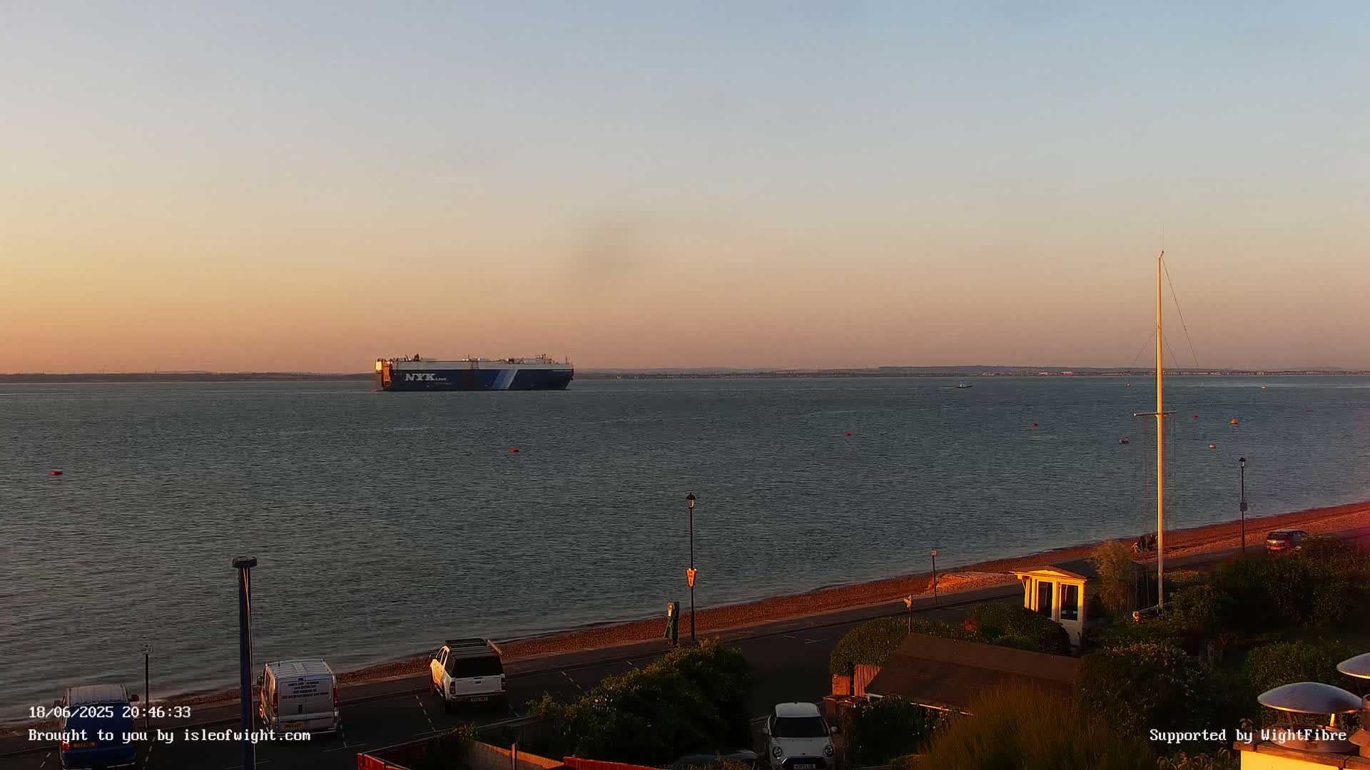 Cowes Port, Cruise/ Ferry Ship Shipspotting in The Solent & Southampton Coast Panaromic PTZ Live Cam - Cowes , Isle of Wight, South East, England, United Kingdom