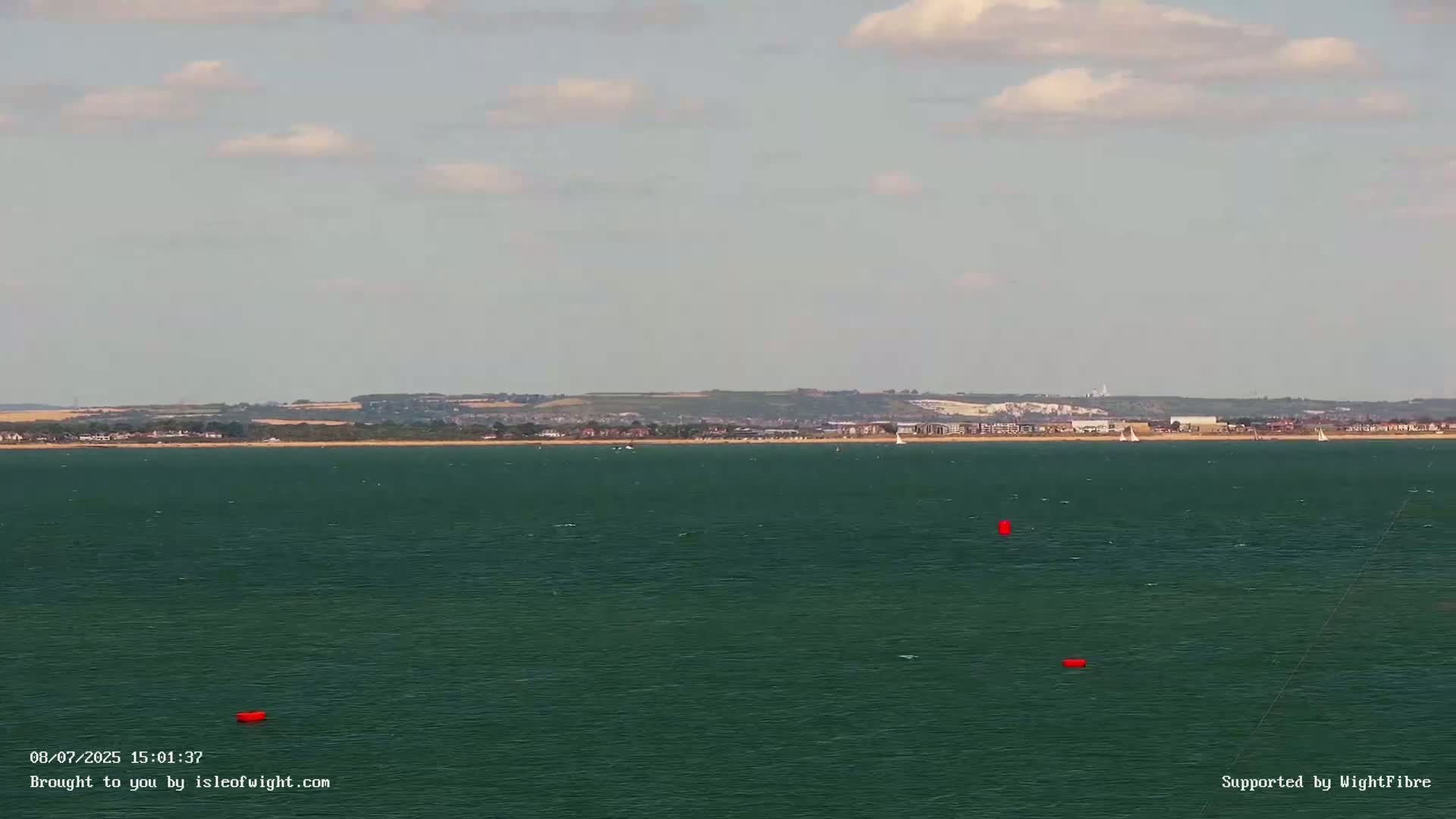 Cowes Port, Cruise/ Ferry Ship Shipspotting in The Solent & Southampton Coast Panaromic PTZ Live Cam - Cowes , Isle of Wight, South East, England, United Kingdom