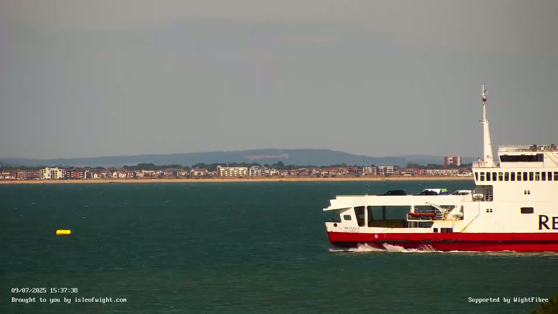 Cowes Port, Cruise/ Ferry Ship Shipspotting in The Solent & Southampton Coast Panaromic PTZ Live Cam - Cowes , Isle of Wight, South East, England, United Kingdom