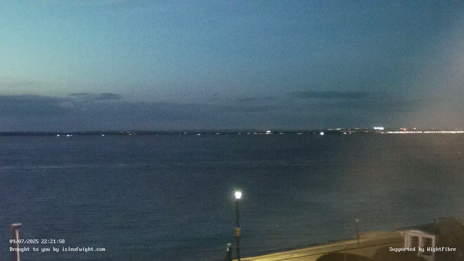 Cowes Port, Cruise/ Ferry Ship Shipspotting in The Solent & Southampton Coast Panaromic PTZ Live Cam - Cowes , Isle of Wight, South East, England, United Kingdom