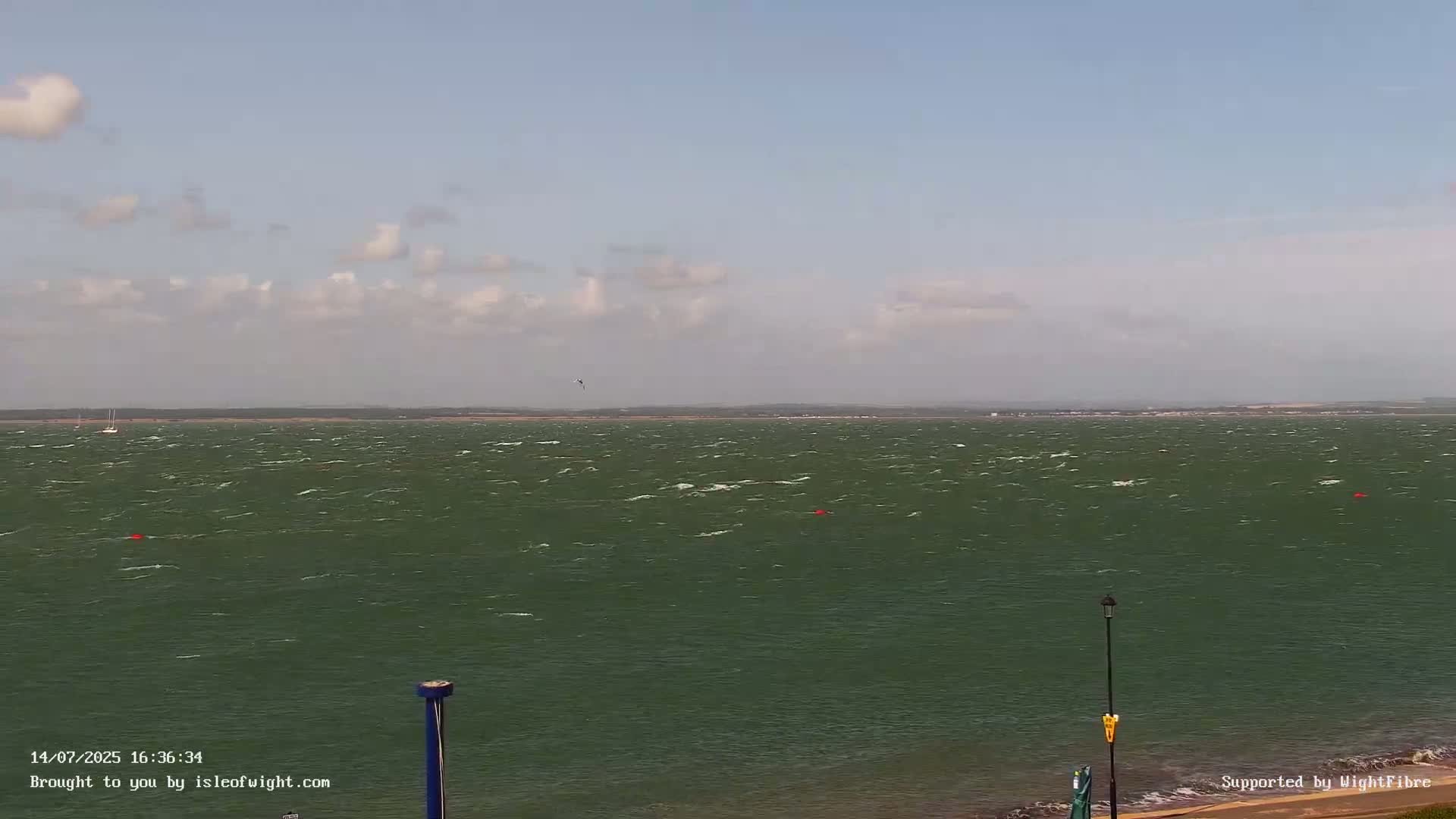Cowes Port, Cruise/ Ferry Ship Shipspotting in The Solent & Southampton Coast Panaromic PTZ Live Cam - Cowes , Isle of Wight, South East, England, United Kingdom