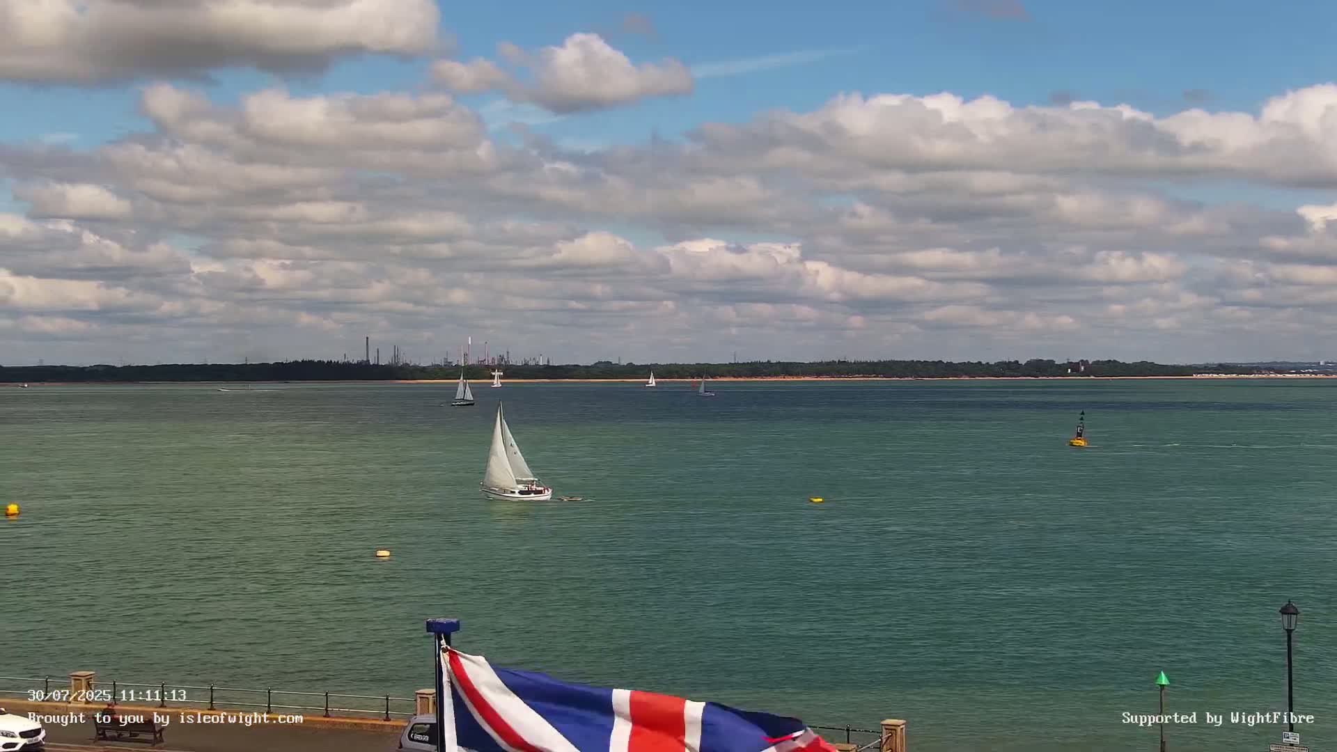 Cowes Port, Cruise/ Ferry Ship Shipspotting in The Solent & Southampton Coast Panaromic PTZ Live Cam - Cowes , Isle of Wight, South East, England, United Kingdom
