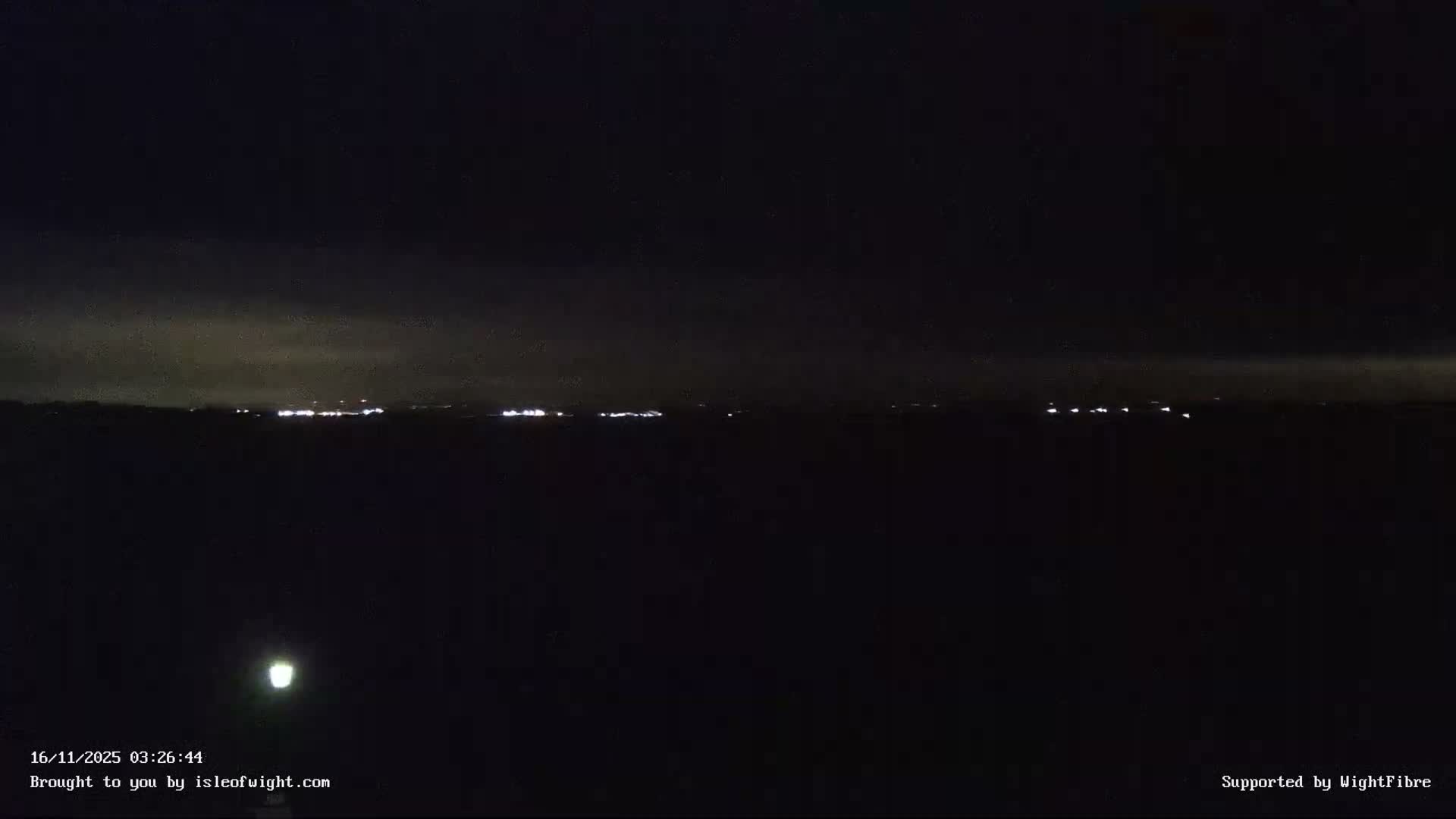 Cowes Port, Cruise/ Ferry Ship Shipspotting in The Solent & Southampton Coast Panaromic PTZ Live Cam - Cowes , Isle of Wight, South East, England, United Kingdom