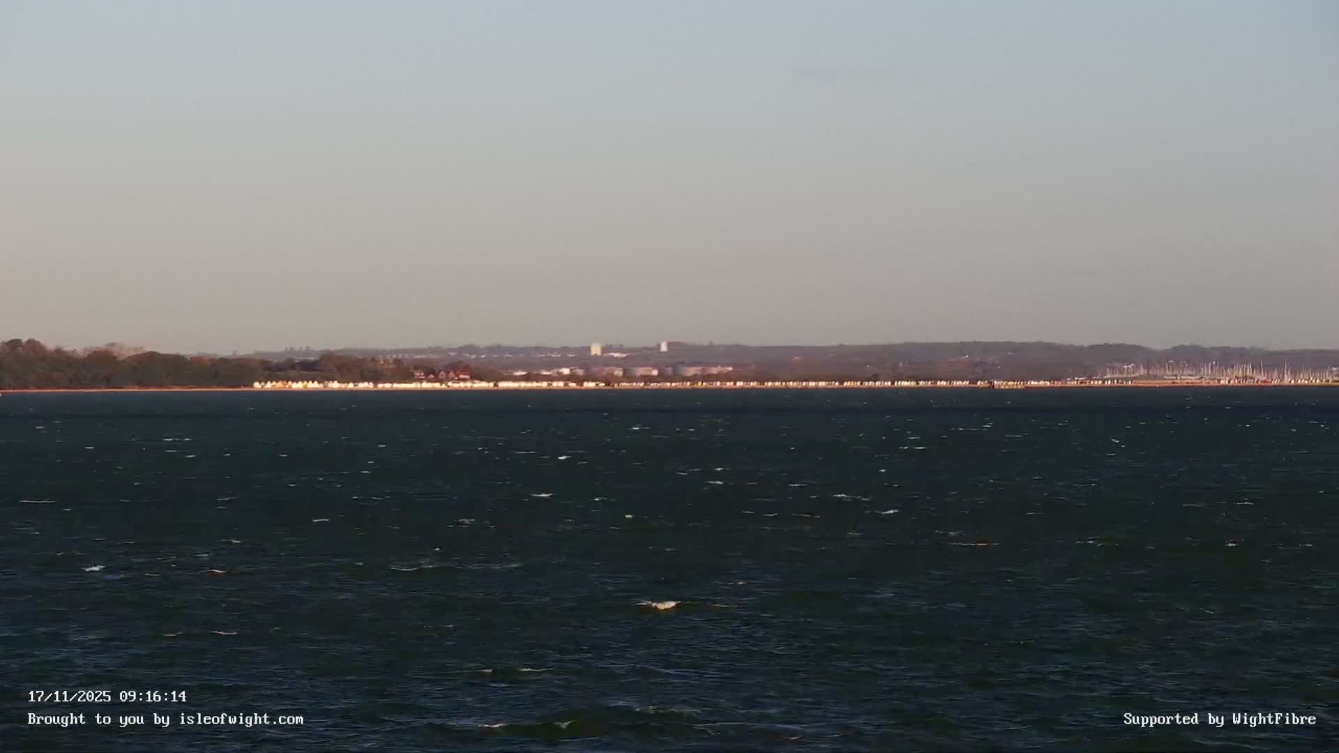 Cowes Port, Cruise/ Ferry Ship Shipspotting in The Solent & Southampton Coast Panaromic PTZ Live Cam - Cowes , Isle of Wight, South East, England, United Kingdom