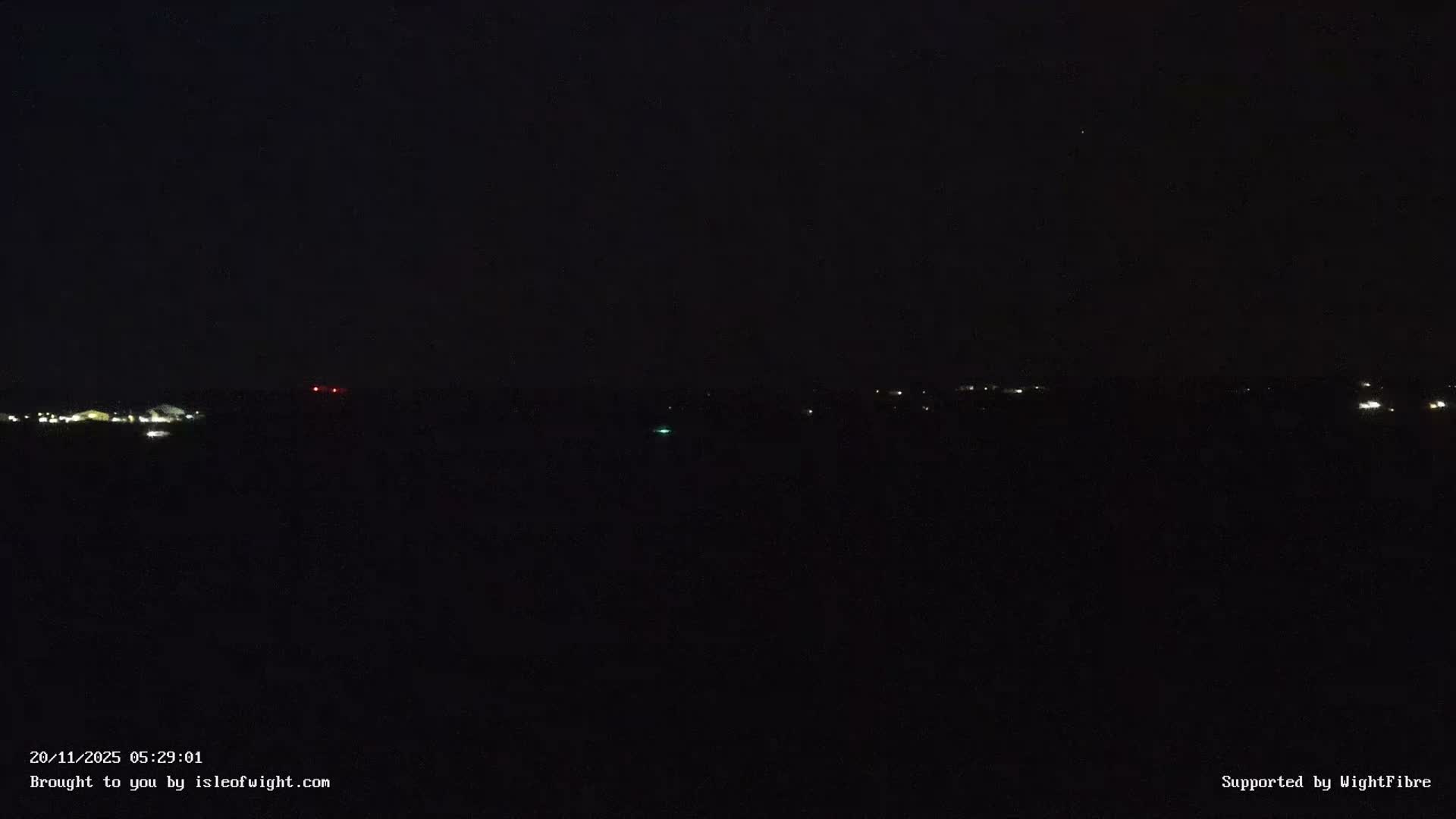 Cowes Port, Cruise/ Ferry Ship Shipspotting in The Solent & Southampton Coast Panaromic PTZ Live Cam - Cowes , Isle of Wight, South East, England, United Kingdom