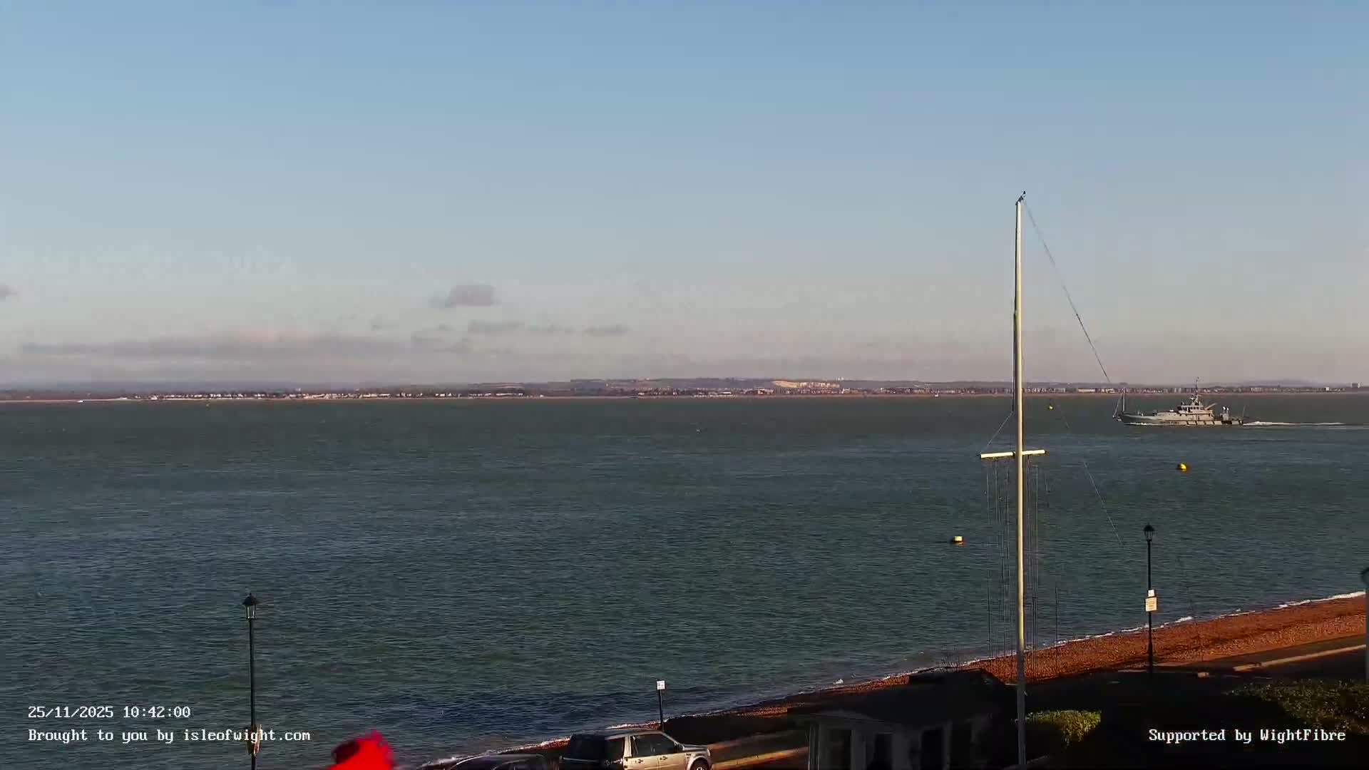 Cowes Port, Cruise/ Ferry Ship Shipspotting in The Solent & Southampton Coast Panaromic PTZ Live Cam - Cowes , Isle of Wight, South East, England, United Kingdom