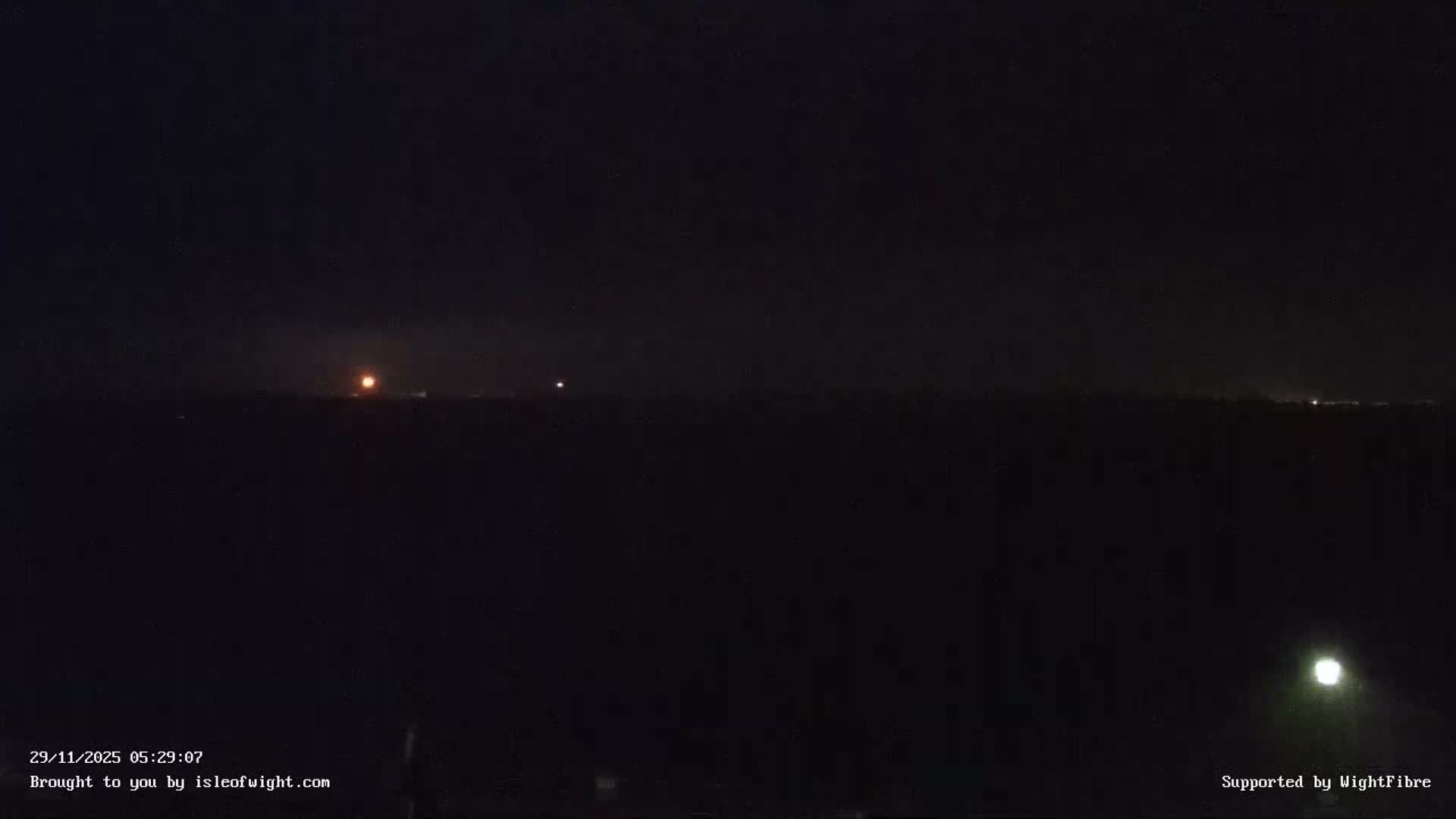 Cowes Port, Cruise/ Ferry Ship Shipspotting in The Solent & Southampton Coast Panaromic PTZ Live Cam - Cowes , Isle of Wight, South East, England, United Kingdom