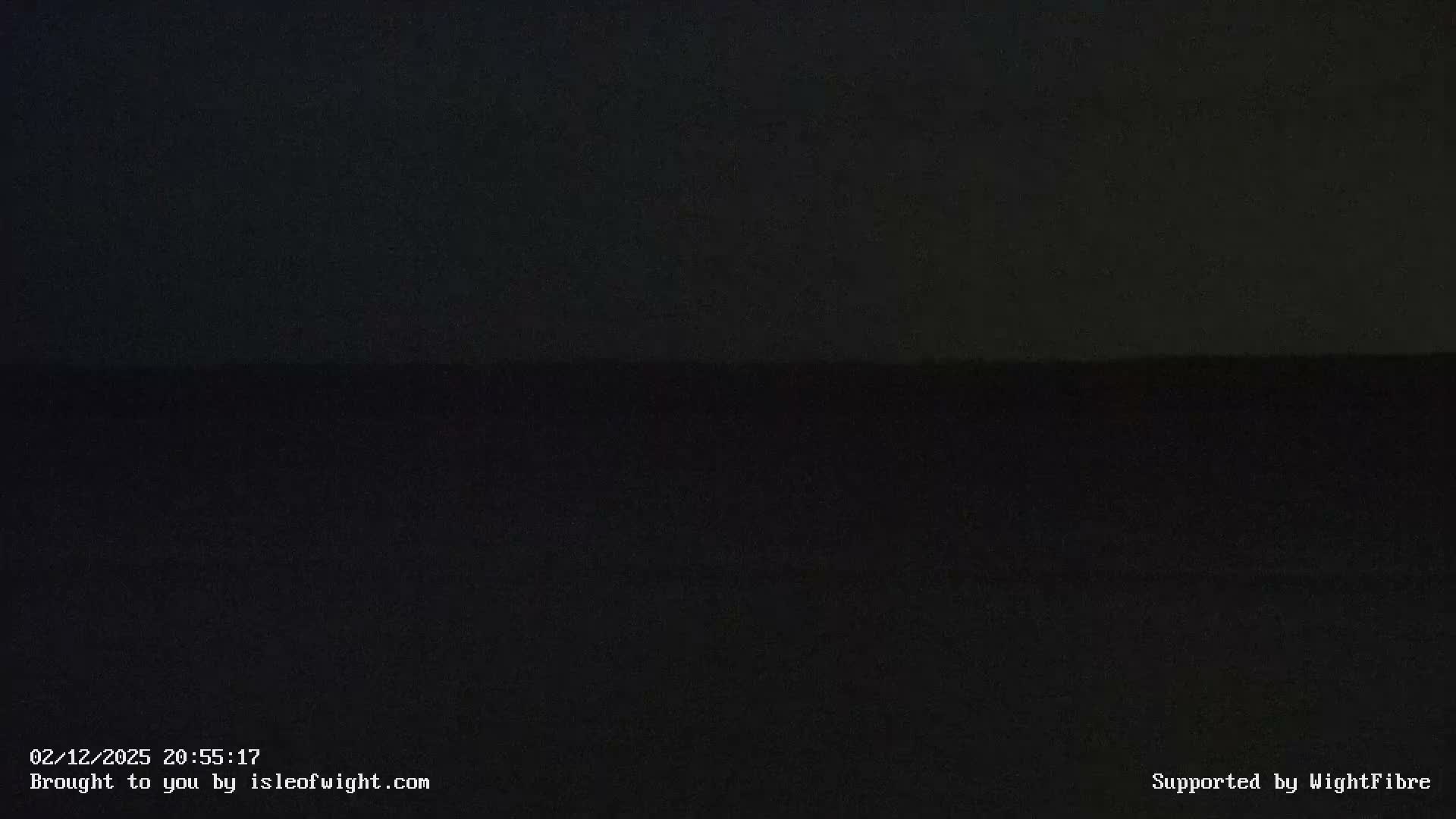 Cowes Port, Cruise/ Ferry Ship Shipspotting in The Solent & Southampton Coast Panaromic PTZ Live Cam - Cowes , Isle of Wight, South East, England, United Kingdom