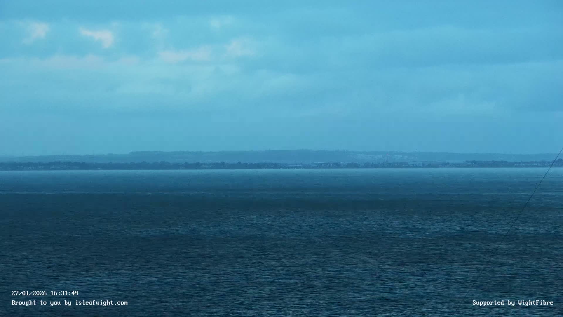 Cowes Port, Cruise/ Ferry Ship Shipspotting in The Solent & Southampton Coast Panaromic PTZ Live Cam - Cowes , Isle of Wight, South East, England, United Kingdom