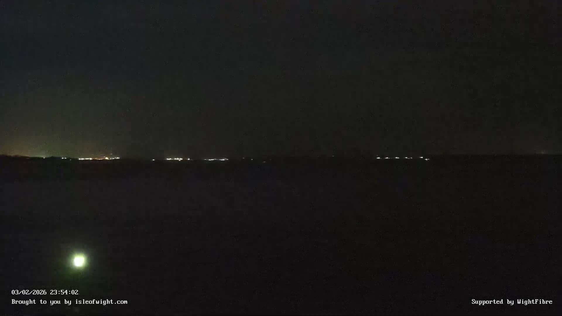 Cowes Port, Cruise/ Ferry Ship Shipspotting in The Solent & Southampton Coast Panaromic PTZ Live Cam - Cowes , Isle of Wight, South East, England, United Kingdom