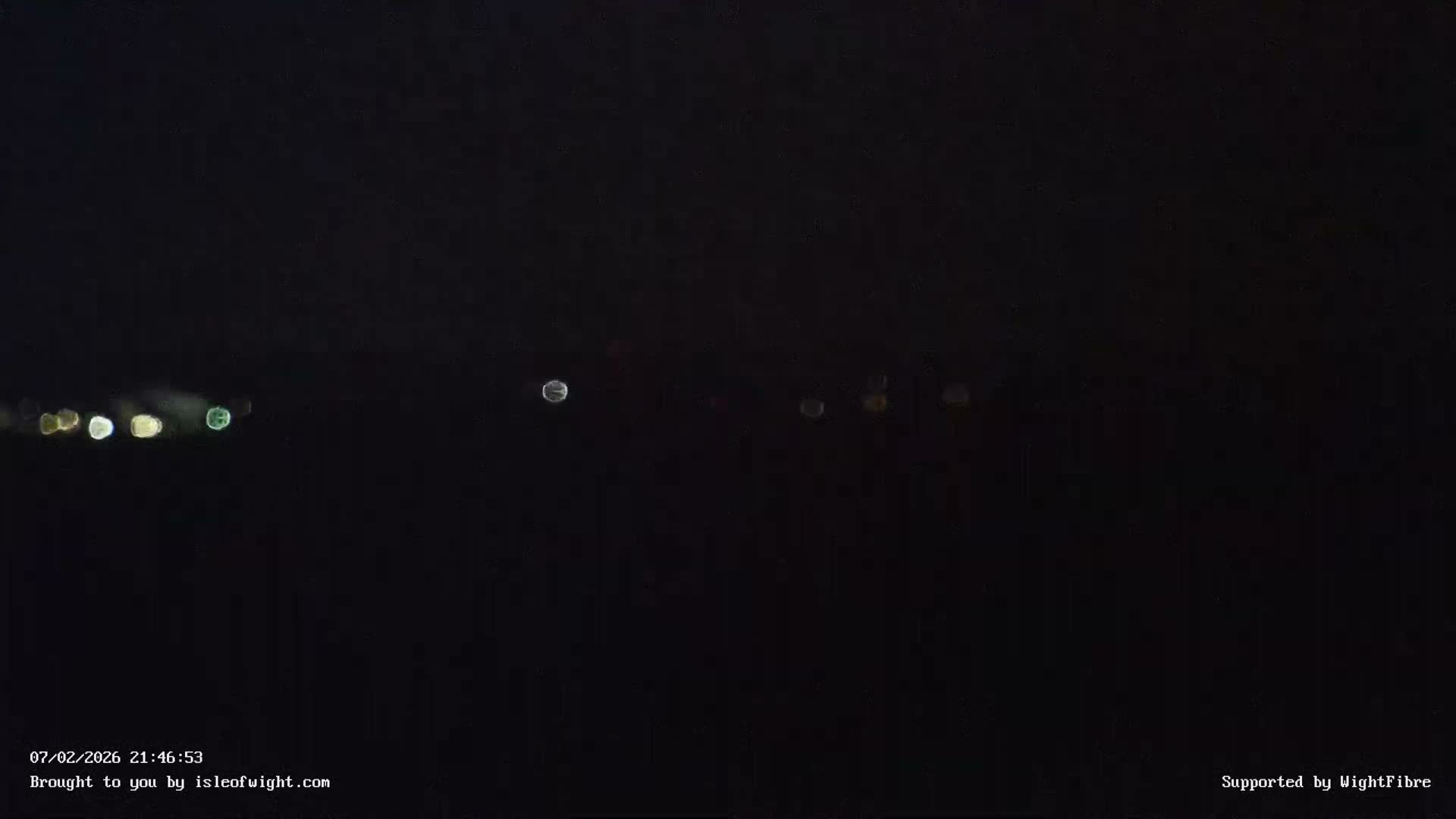Cowes Port, Cruise/ Ferry Ship Shipspotting in The Solent & Southampton Coast Panaromic PTZ Live Cam - Cowes , Isle of Wight, South East, England, United Kingdom