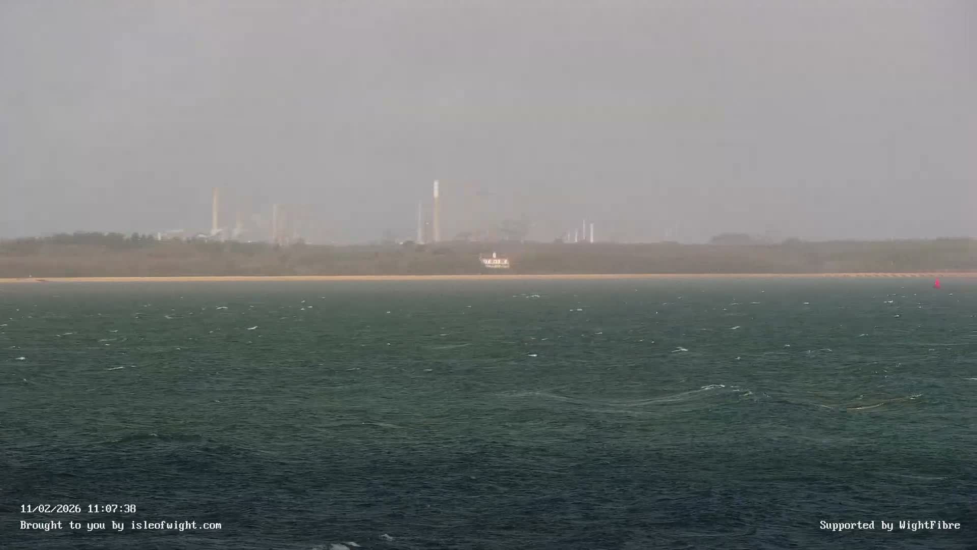 Cowes Port, Cruise/ Ferry Ship Shipspotting in The Solent & Southampton Coast Panaromic PTZ Live Cam - Cowes , Isle of Wight, South East, England, United Kingdom