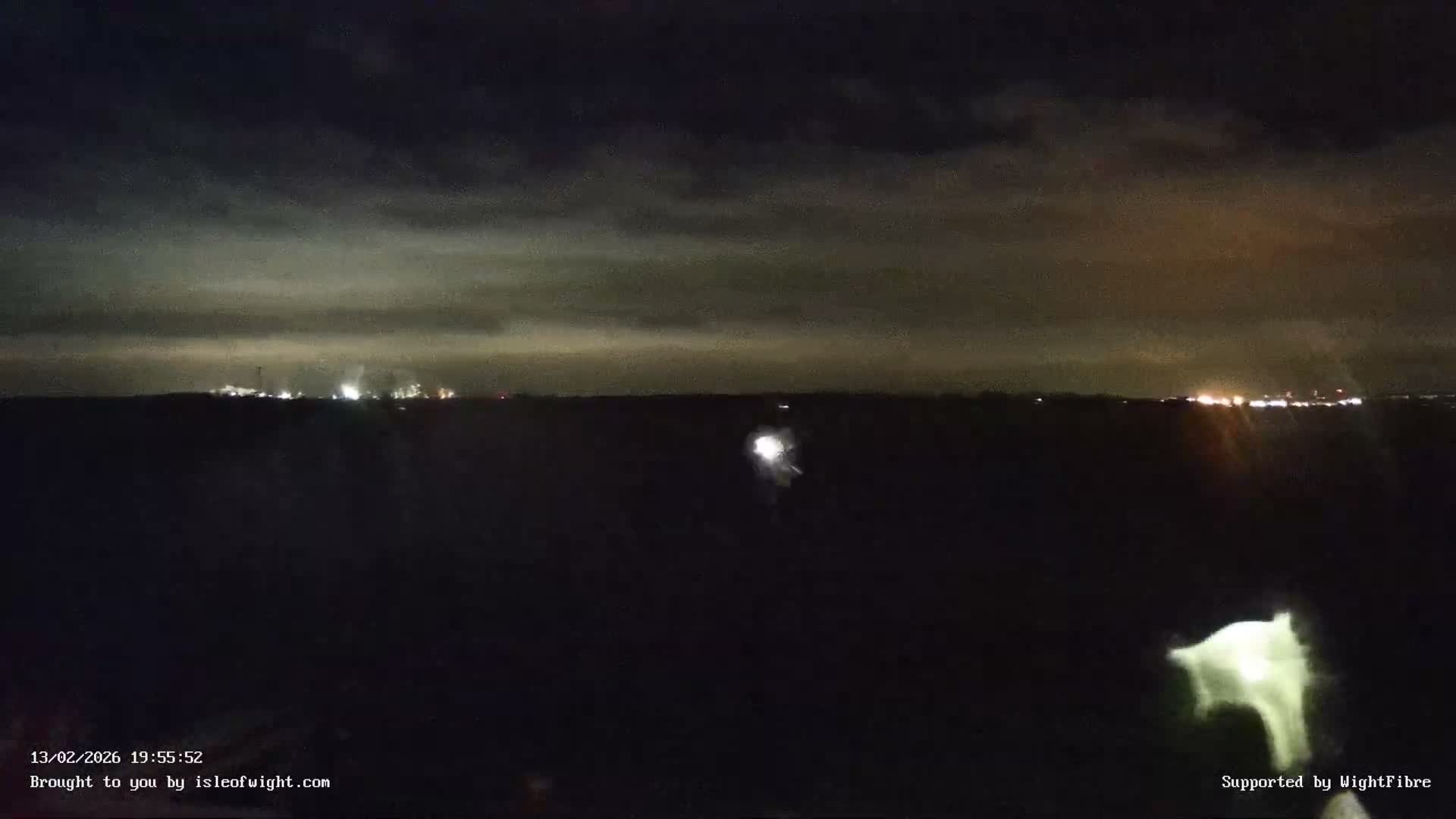 Cowes Port, Cruise/ Ferry Ship Shipspotting in The Solent & Southampton Coast Panaromic PTZ Live Cam - Cowes , Isle of Wight, South East, England, United Kingdom