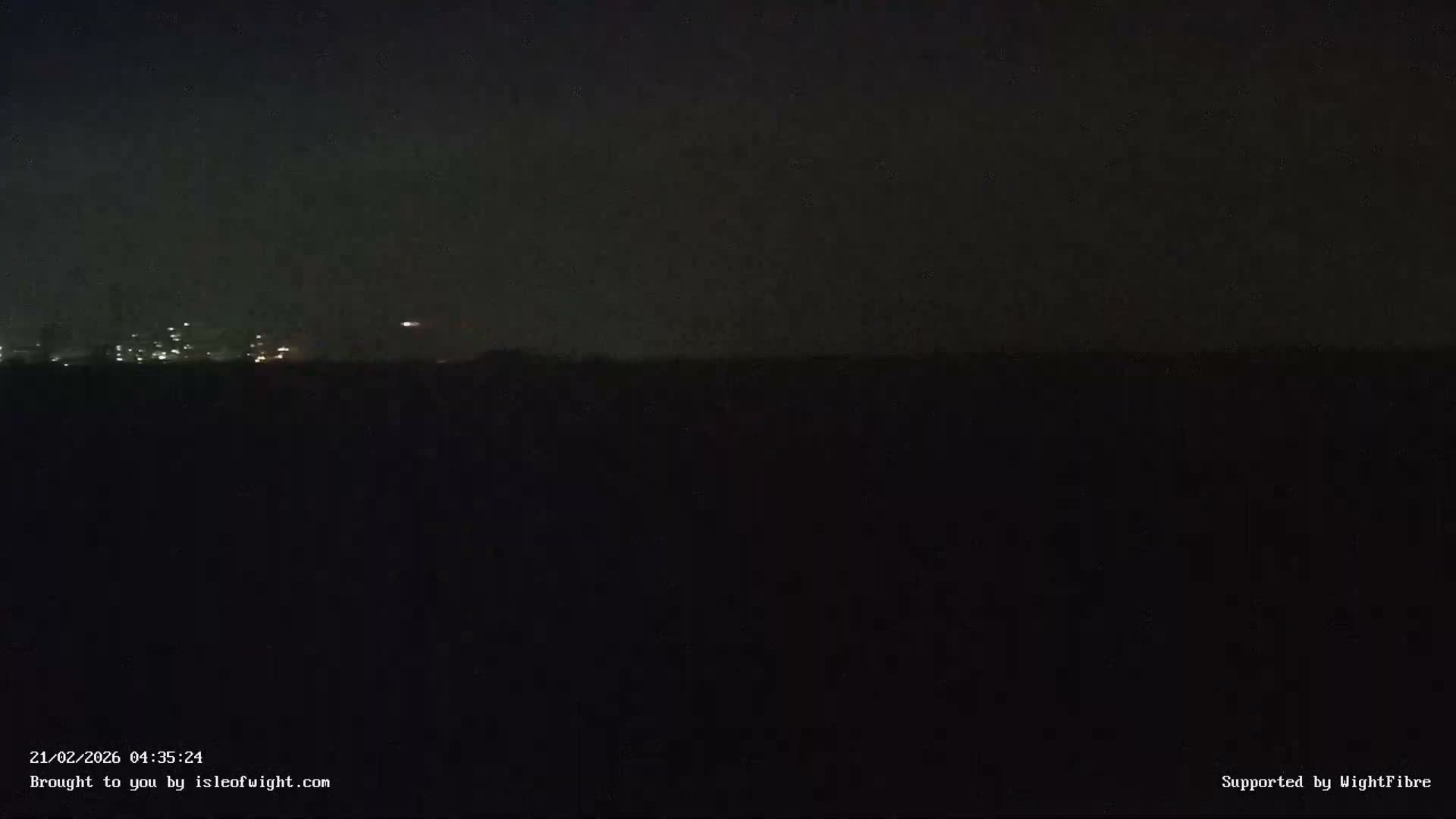Cowes Port, Cruise/ Ferry Ship Shipspotting in The Solent & Southampton Coast Panaromic PTZ Live Cam - Cowes , Isle of Wight, South East, England, United Kingdom