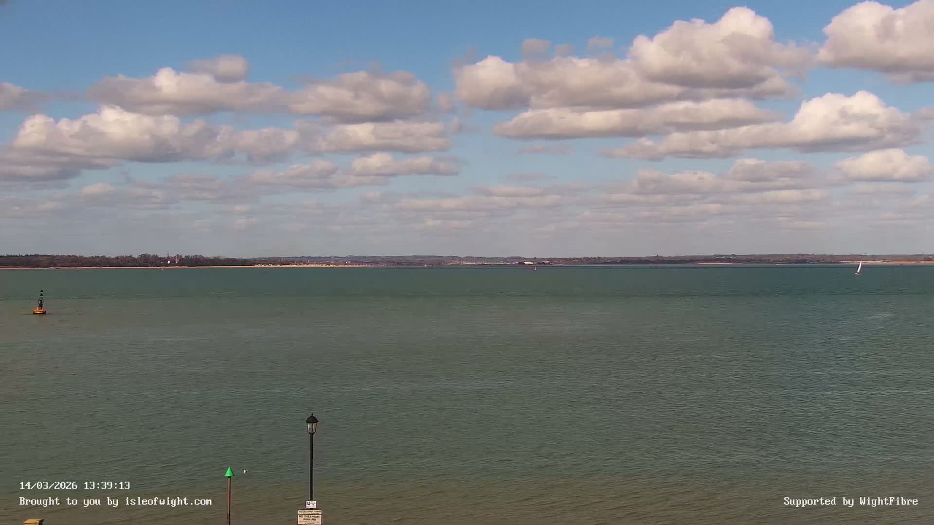 Cowes Port, Cruise/ Ferry Ship Shipspotting in The Solent & Southampton Coast Panaromic PTZ Live Cam - Cowes , Isle of Wight, South East, England, United Kingdom