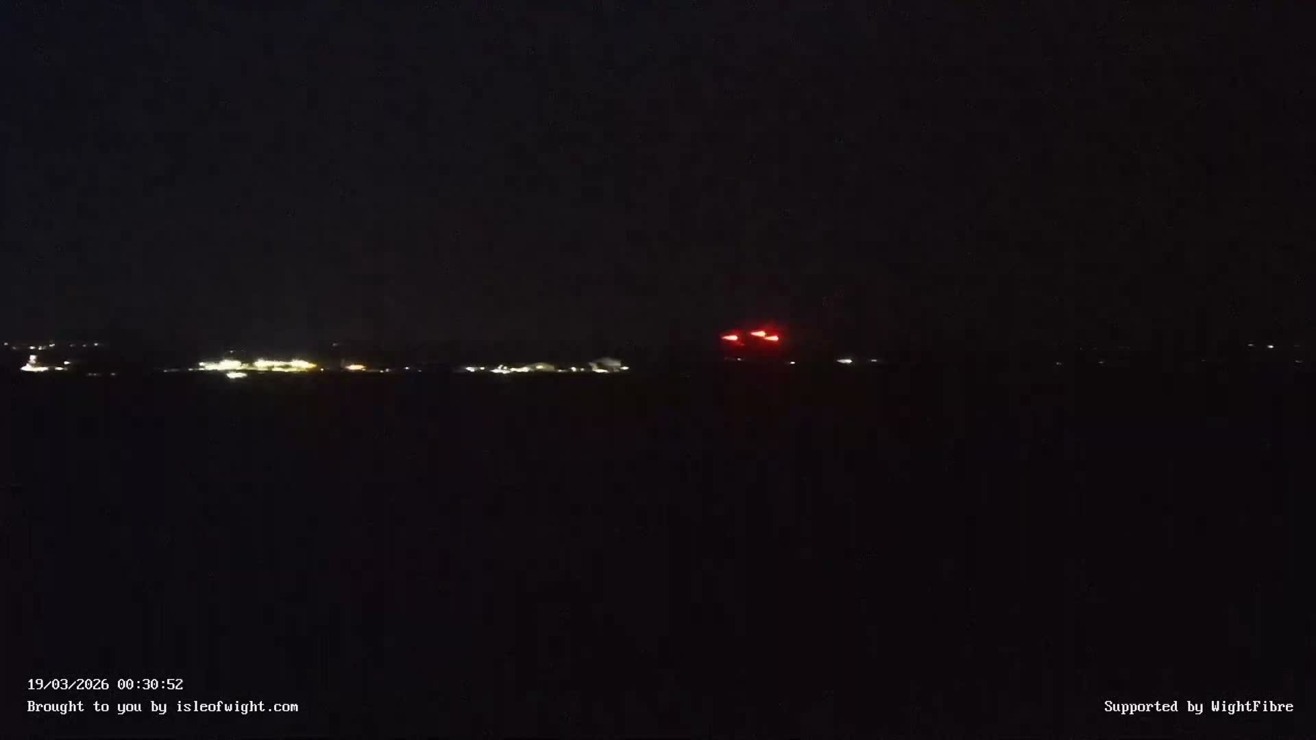 Cowes Port, Cruise/ Ferry Ship Shipspotting in The Solent & Southampton Coast Panaromic PTZ Live Cam - Cowes , Isle of Wight, South East, England, United Kingdom