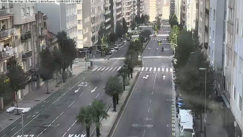 Vigo City - Jenaro de la Fuente Avenue Live Cam - Pontevedra, Galicia, Spain
