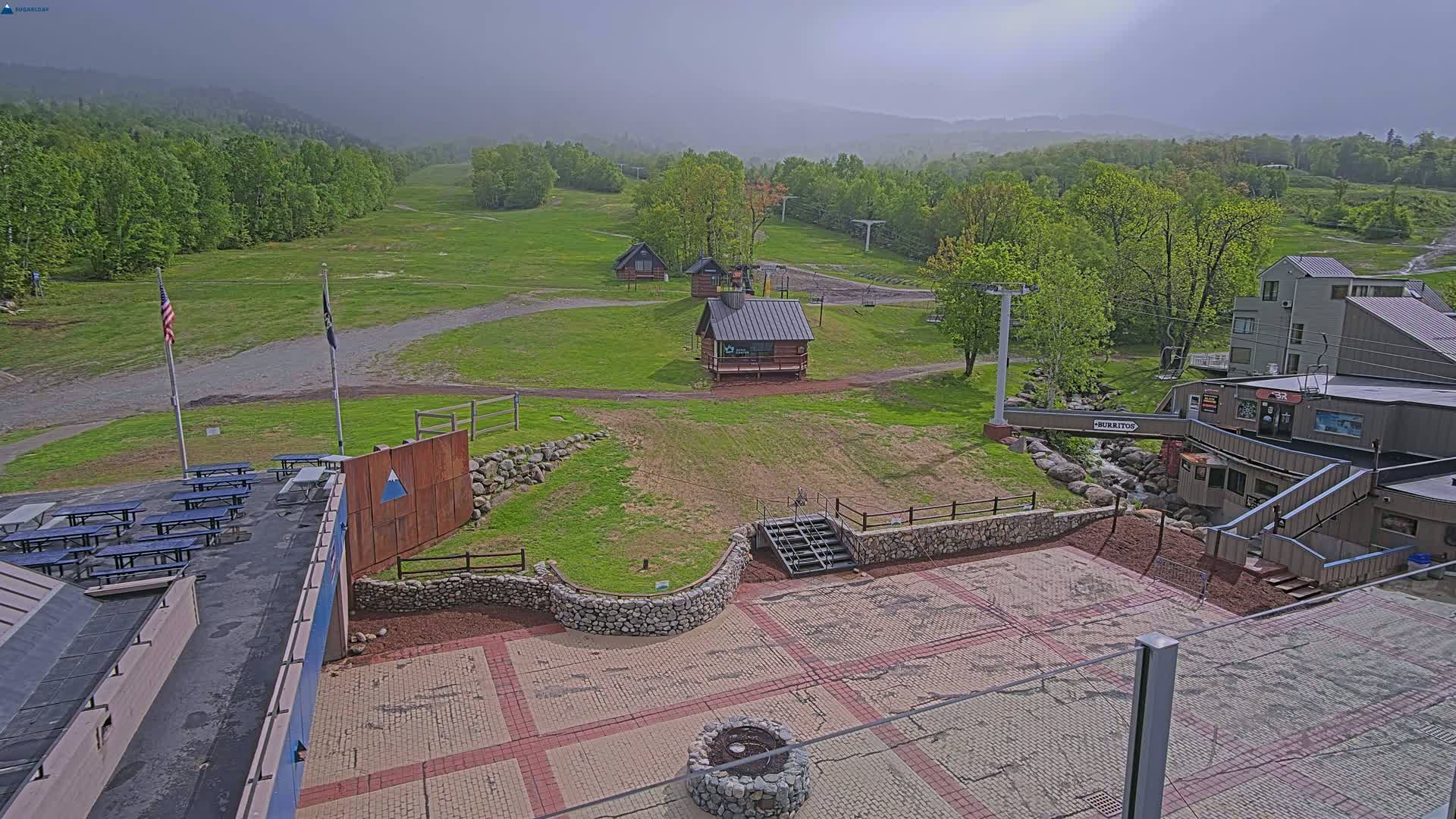 Kingfield, Sugarloaf Mountain Hotel Area Live Cam - Kingfield, Franklin, Maine, USA