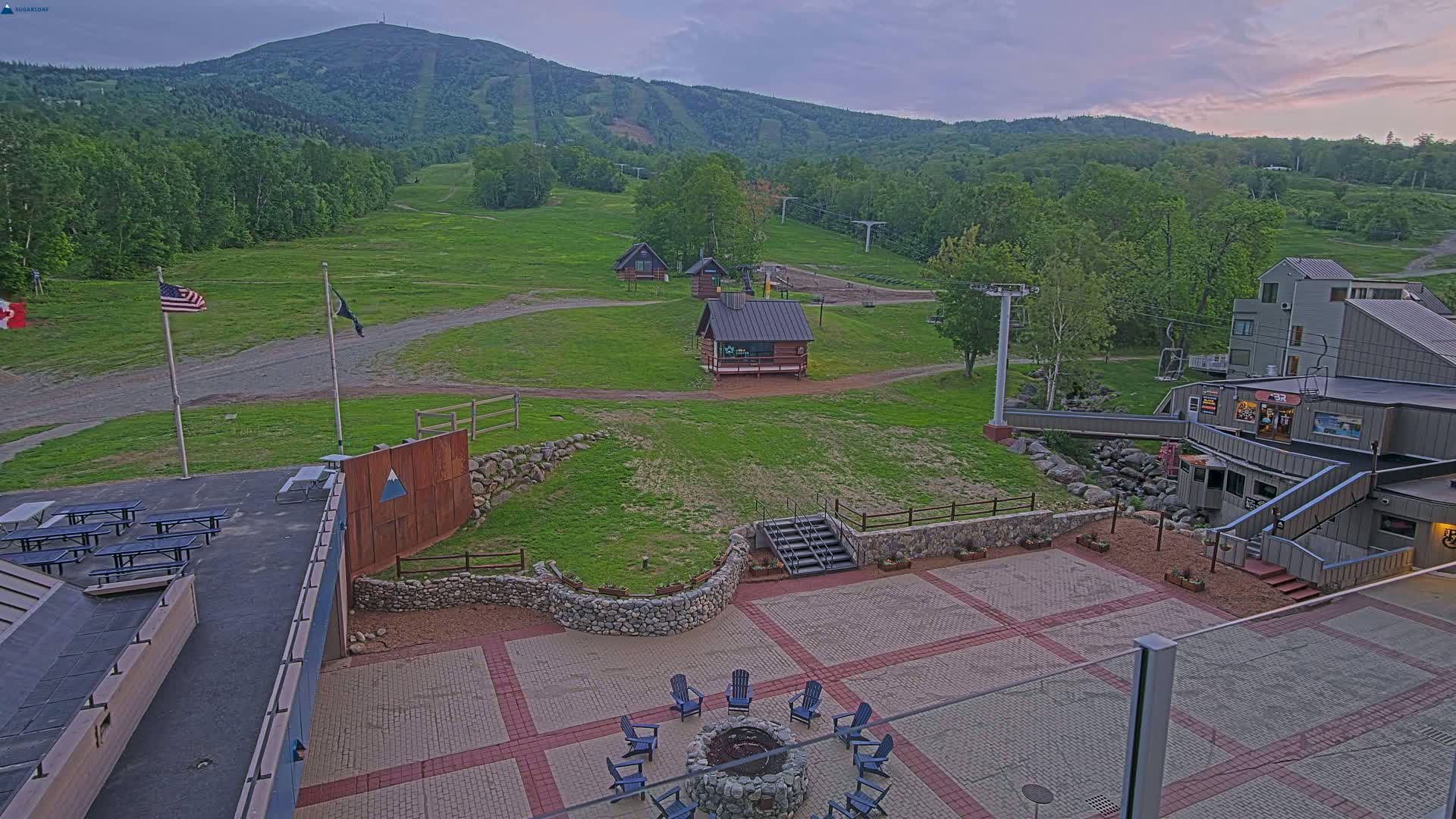 Kingfield, Sugarloaf Mountain Ski Slope Live Cam - Kingfield, Franklin, Maine, USA