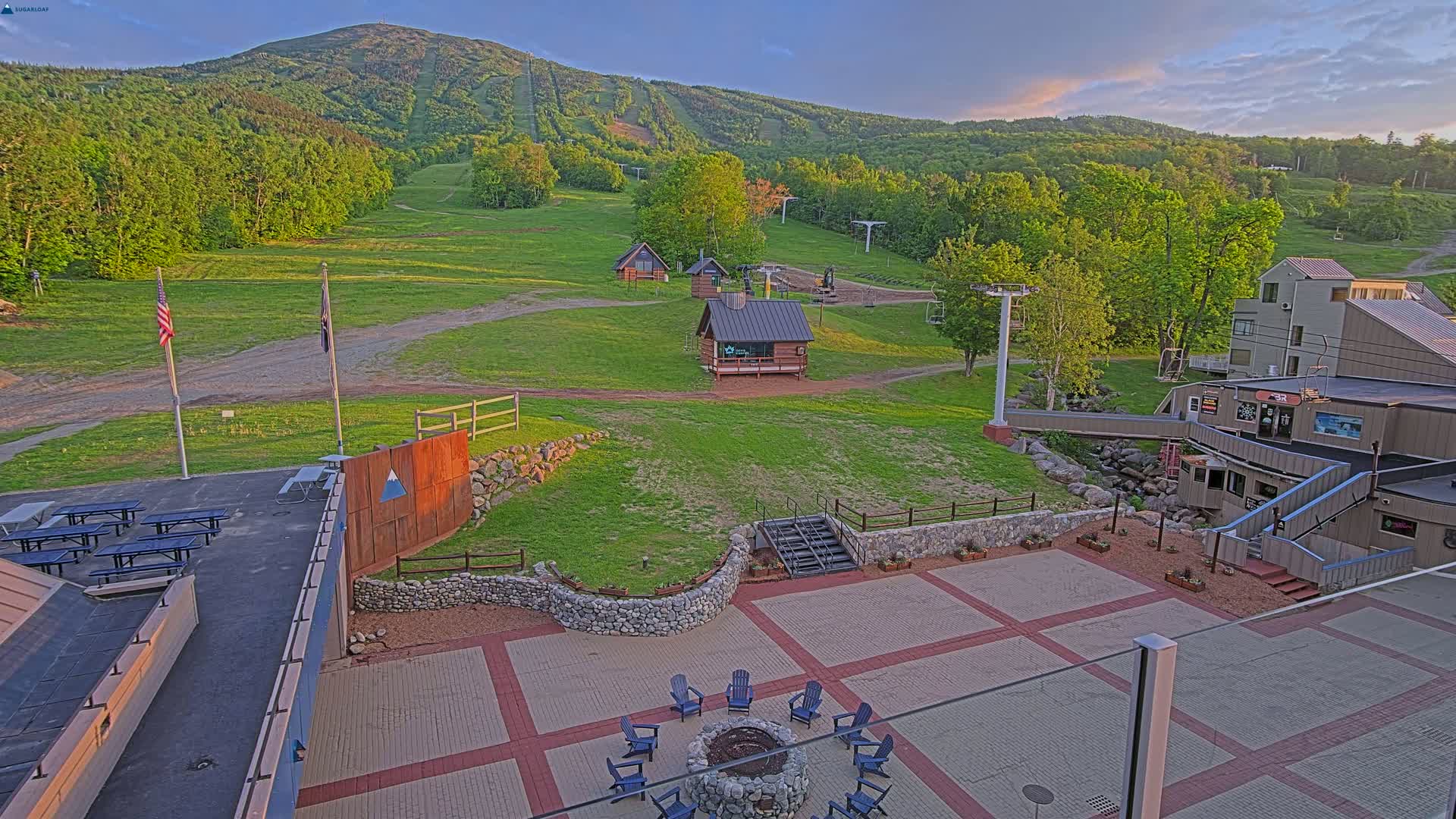 Kingfield, Sugarloaf Mountain Ski Slope Live Cam - Kingfield, Franklin, Maine, USA
