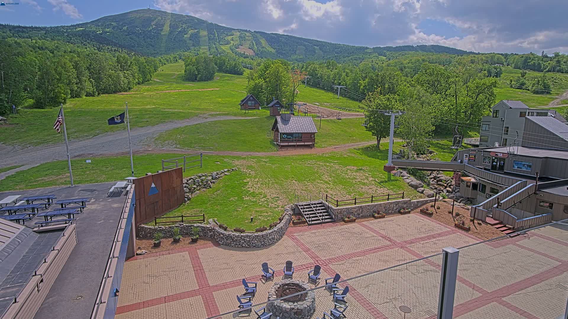 Kingfield, Sugarloaf Mountain Ski Slope Live Cam - Kingfield, Franklin, Maine, USA