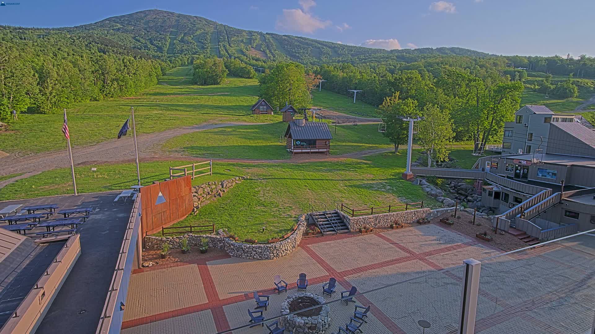 Kingfield, Sugarloaf Mountain Ski Slope Live Cam - Kingfield, Franklin, Maine, USA