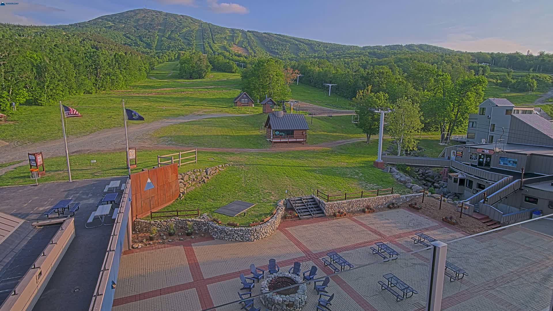 Kingfield, Sugarloaf Mountain Hotel Area Live Cam - Kingfield, Franklin, Maine, USA