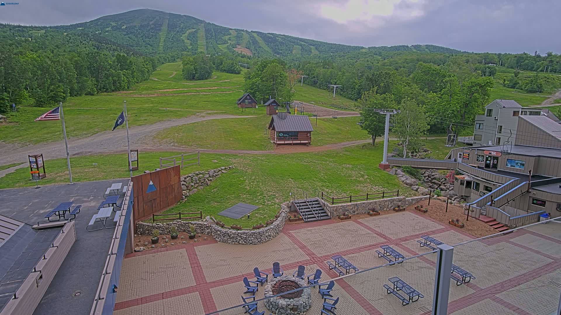 Kingfield, Sugarloaf Mountain Hotel Area Live Cam - Kingfield, Franklin, Maine, USA