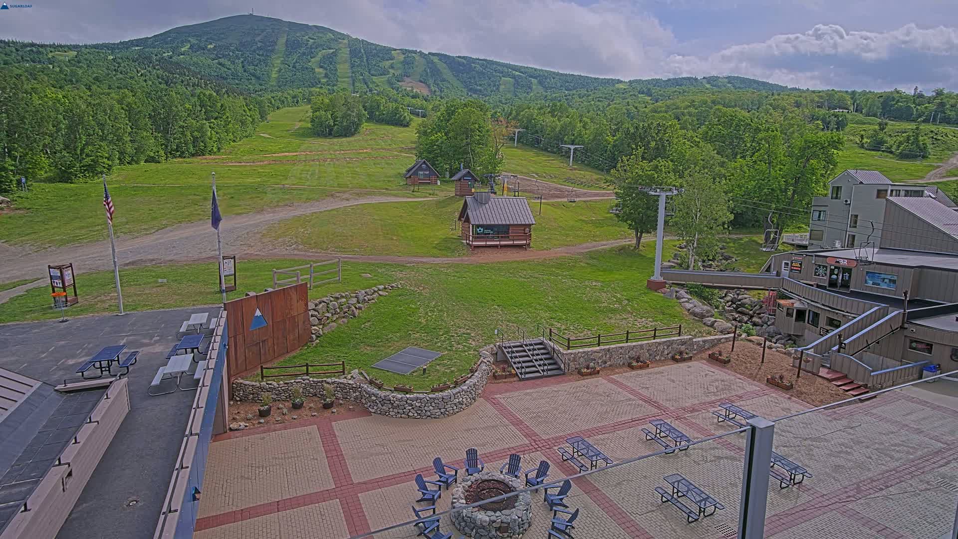 Kingfield, Sugarloaf Mountain Hotel Area Live Cam - Kingfield, Franklin, Maine, USA