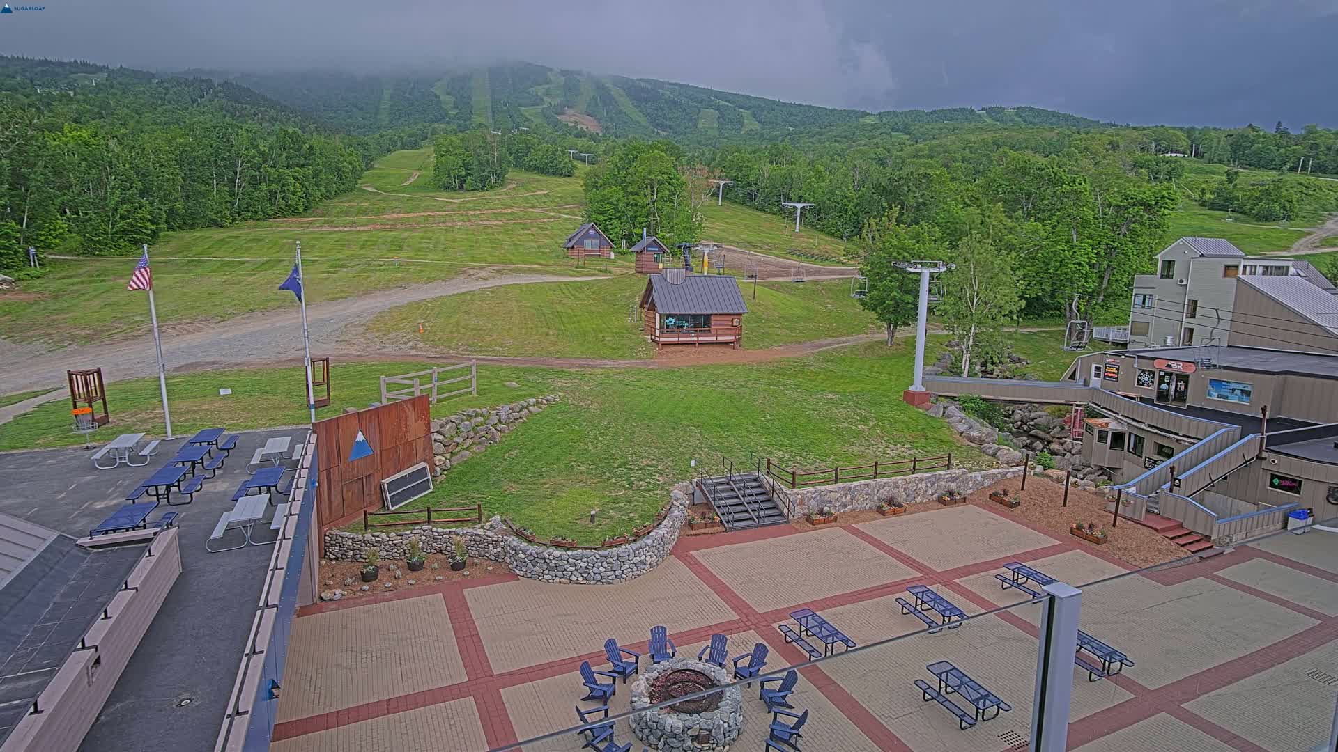 Kingfield, Sugarloaf Mountain Hotel Area Live Cam - Kingfield, Franklin, Maine, USA